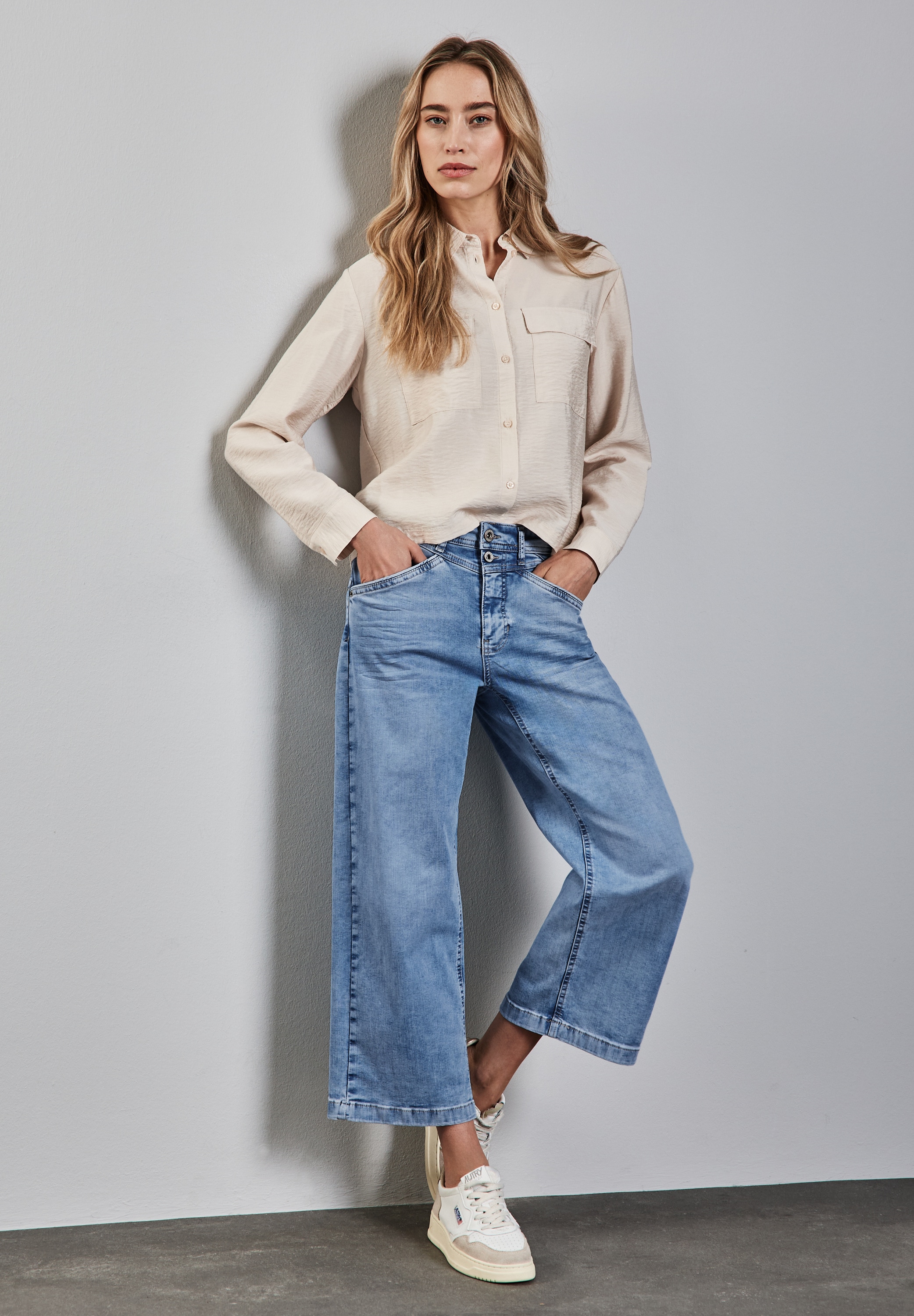 STREET ONE Weite Jeans, mit weitem Beim