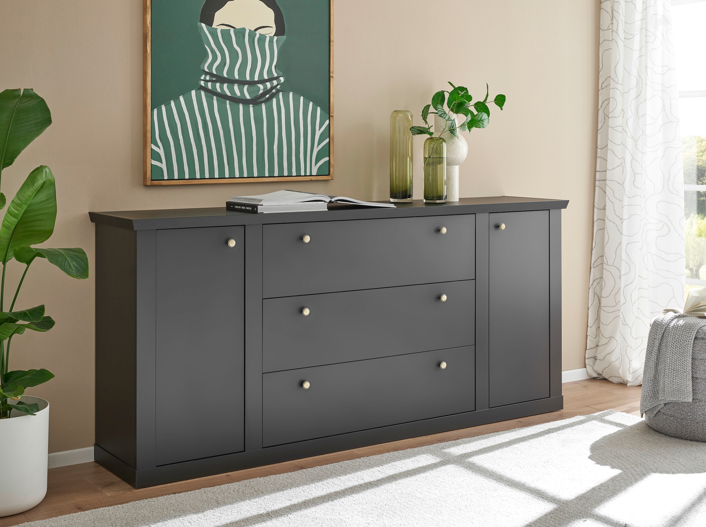 Home affaire Sideboard »Lincoln, moderner Schrank, schwarze Kommode, 205 cm breit« edles Design, messingfarbene Knopfgriffe, in 2 Größen verfügbar