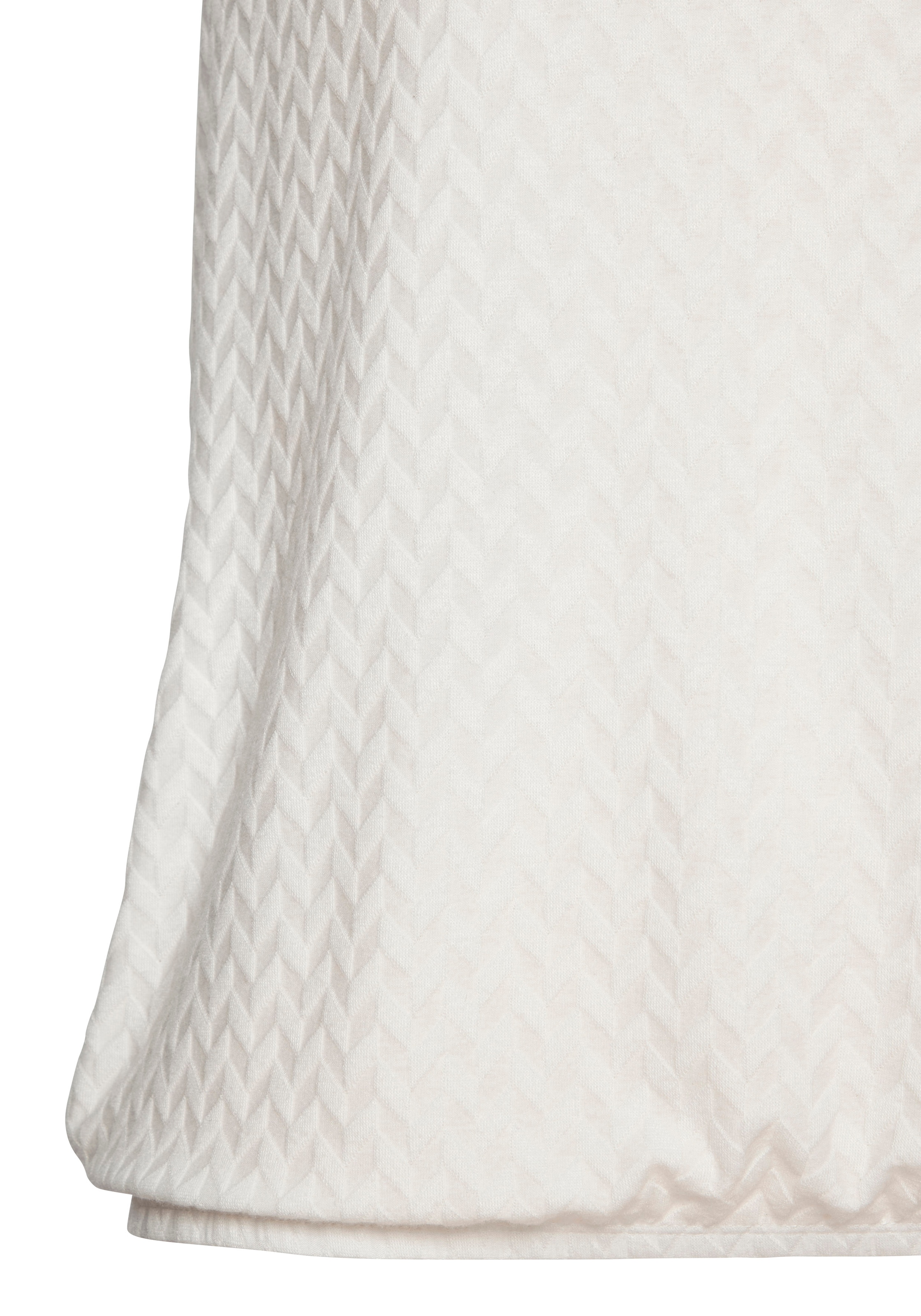 Vivance Shirttop »mit modischem Jacquard-Muster«, (Packung), aus hochwertiger Qualität mit Viskose