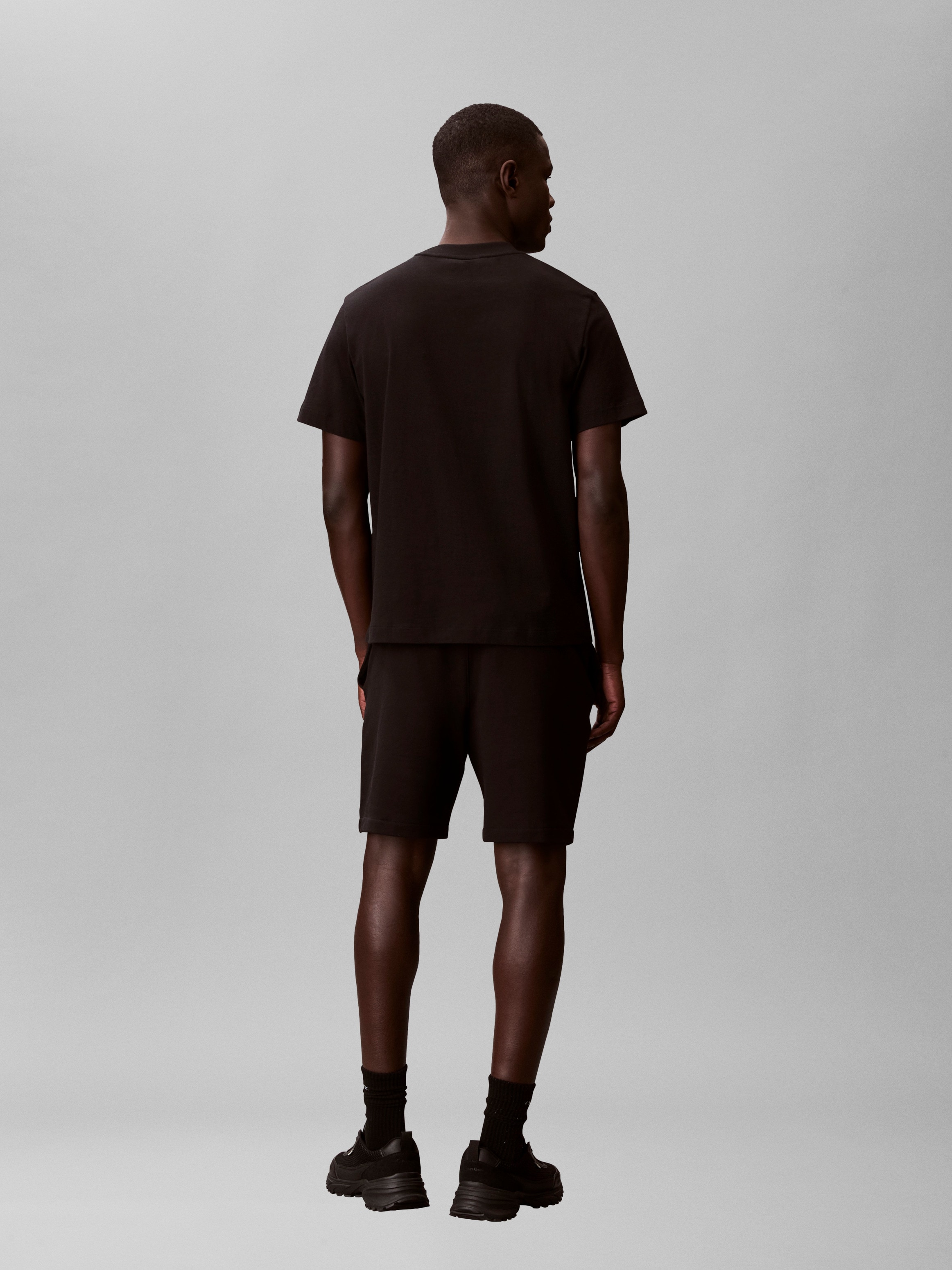 Calvin Klein Jeans Sweatshorts  Regular Fit, Logo-Badge, Seitentaschen