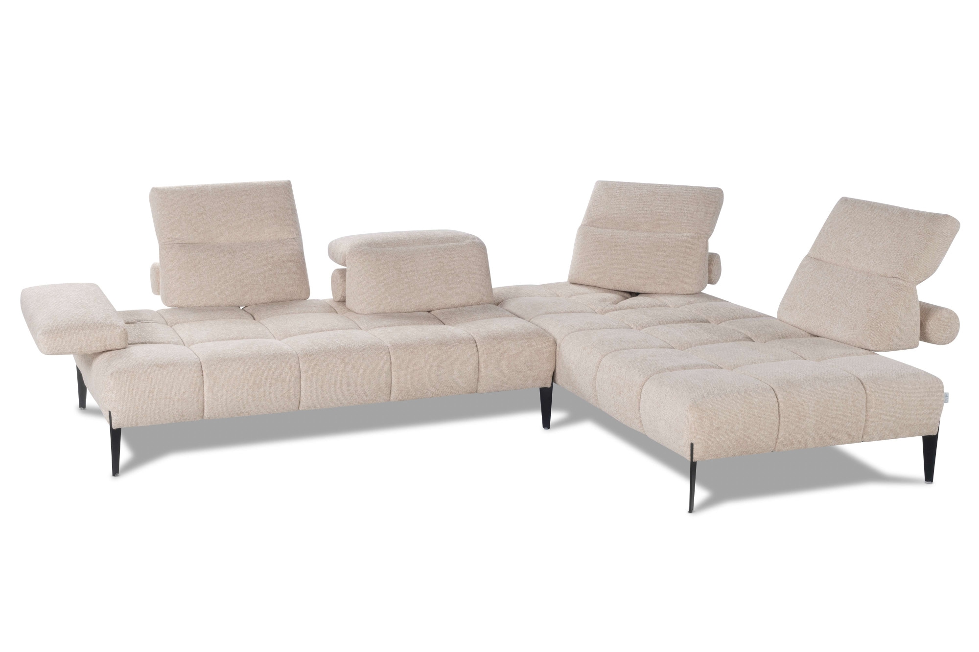 CALIA ITALIA Ecksofa »Skyline, Made in Italy, Design-Sofa, L-Form, mit Sitztiefenverstellung« verstellbare Armlehne und Kopfstütze für maximalen Komfort