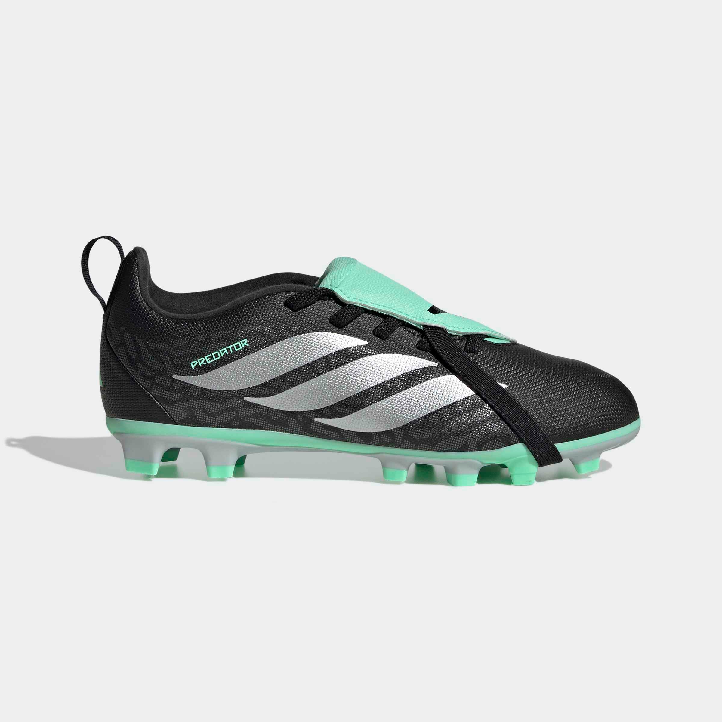 adidas Performance Fußballschuh »PREDATOR CLUB KIDS , UMSCHLAGBARE ZUNGE, FESTE BÖDEN / MULTI GROUND«  für viele verschiedene Böden geeignet