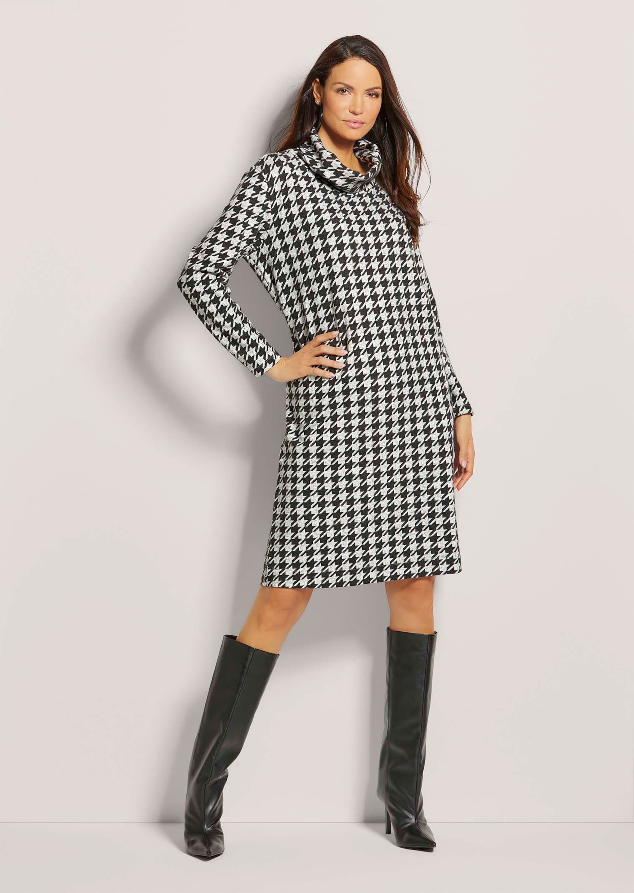 Thumbnail - MADELEINE Sommerkleid "Kleid Rollkragenkleid mit Taschen"