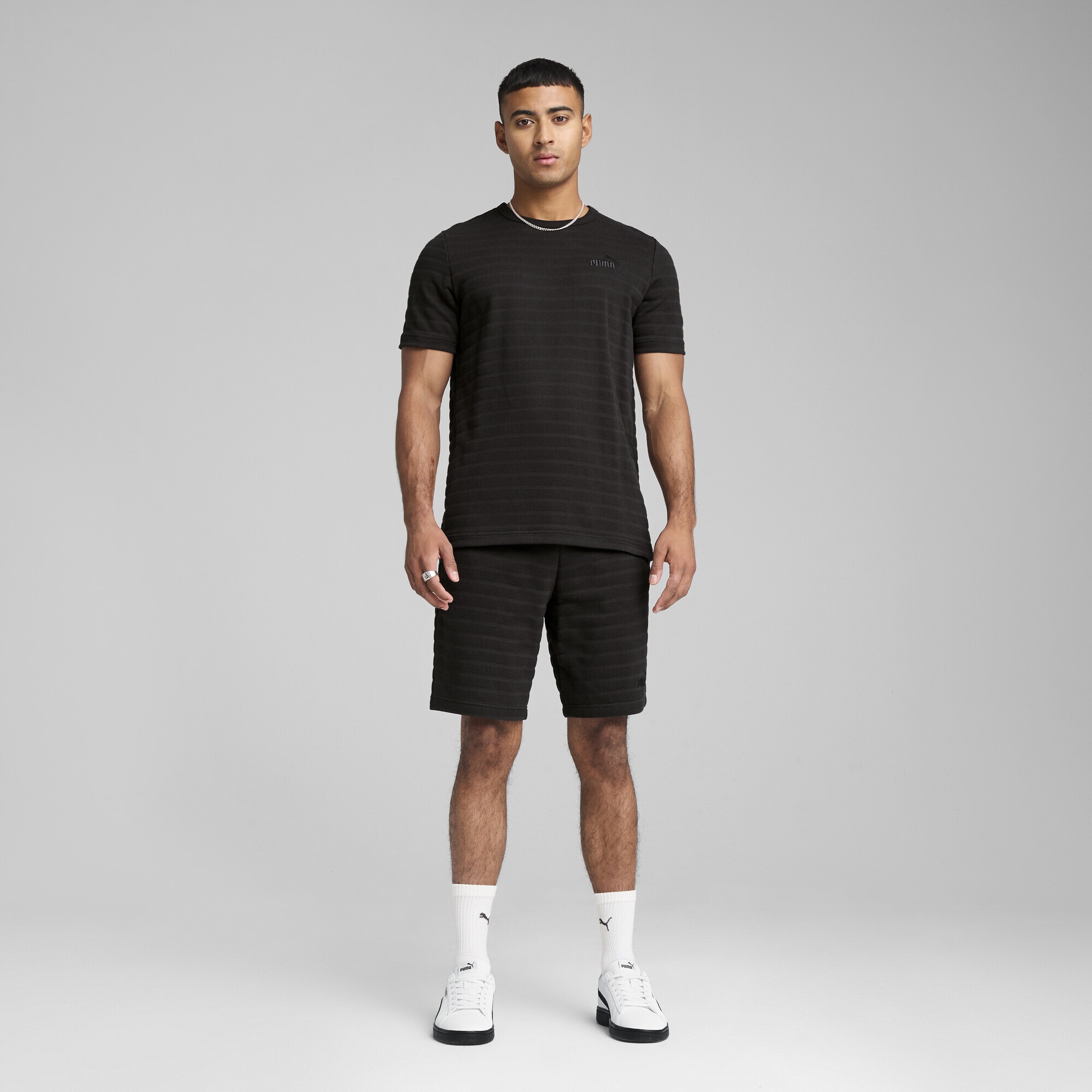 PUMA Sporthose »Essentials Elevated 9" Strukturierte Shorts Herren«