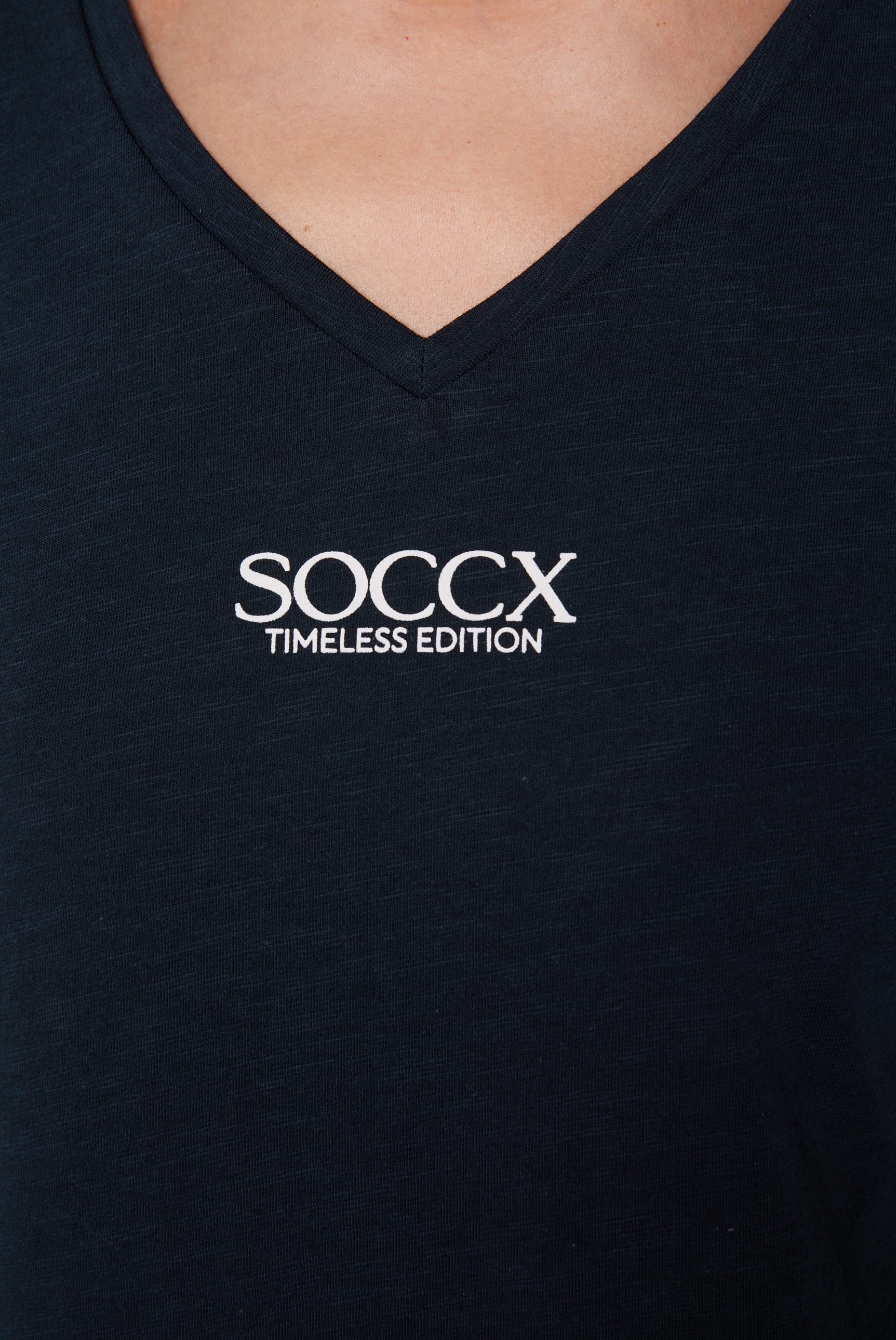 SOCCX V-Shirt, aus Baumwolle