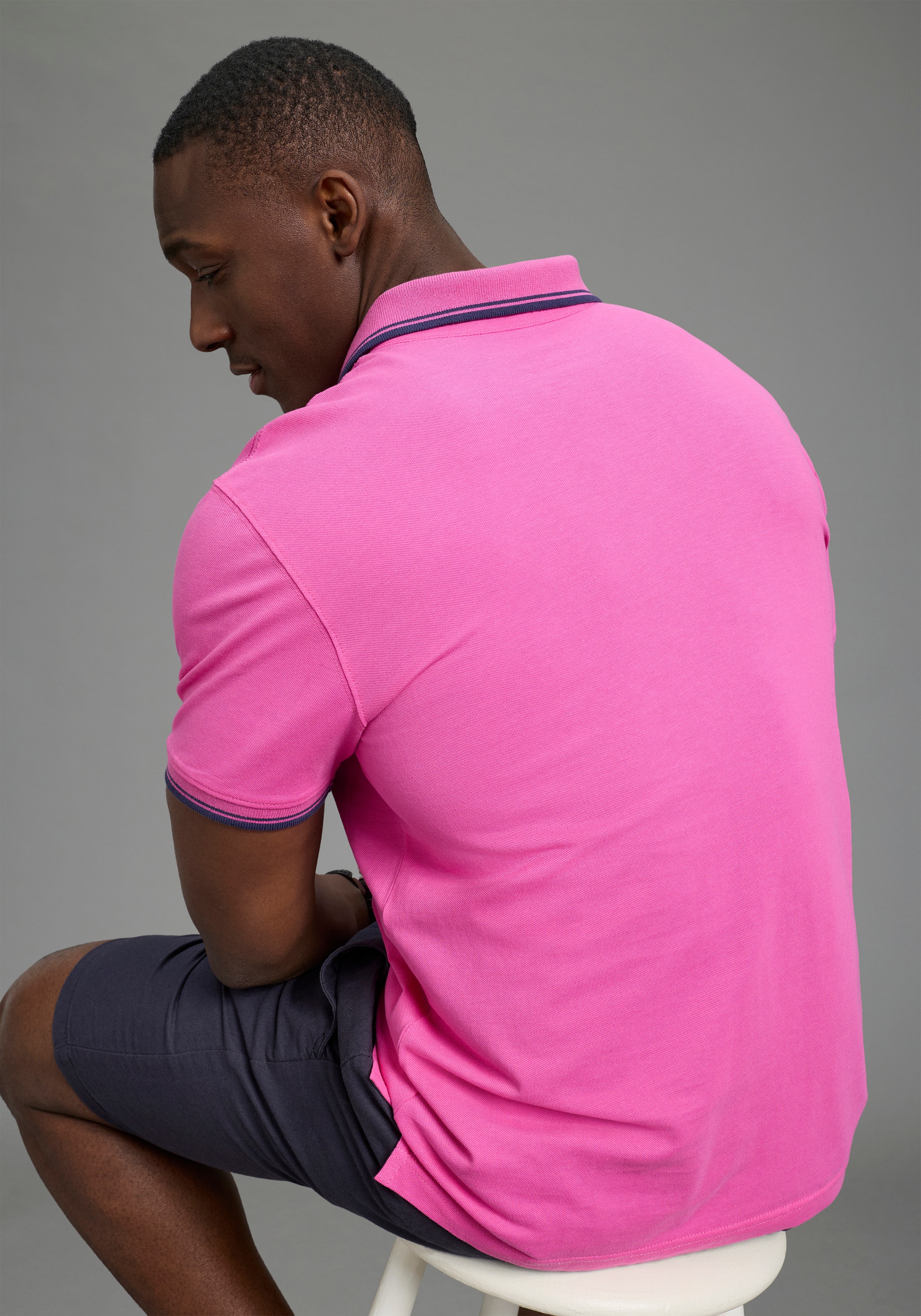 DELMAO Poloshirt "Neue Kollektion" normale Passform, Kurzarm, mit Stickerei günstig online kaufen