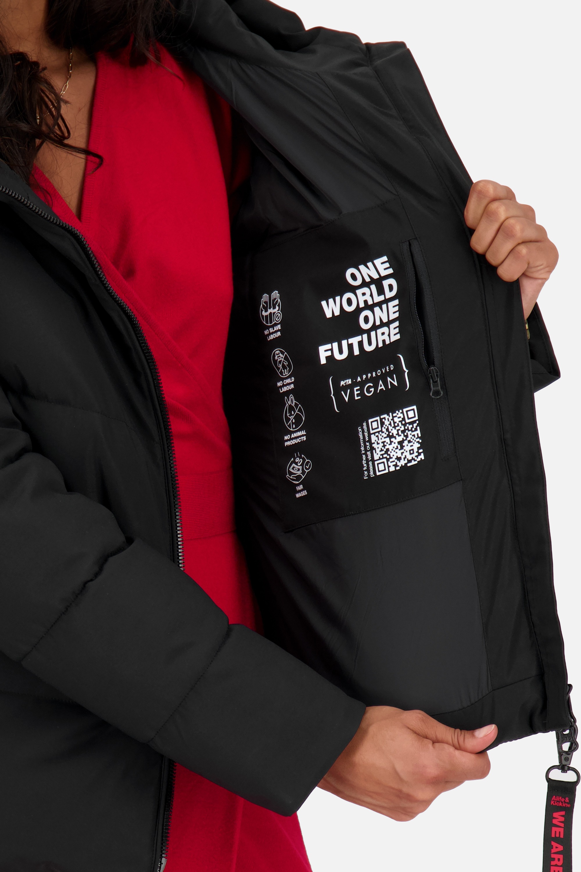 Alife & Kickin Winterjacke »Damen MicaelaAK A«, Kurze warme Jacke mit gefütterten Reißverschlusstaschen und Kapuze