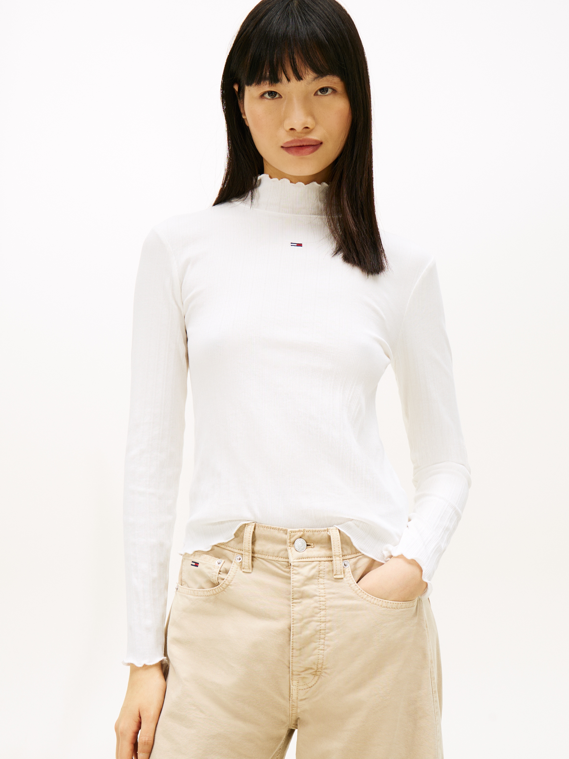 Tommy Jeans Langarmshirt "TJW SLIM RIB LETTUCE EDGE LS" in gerippter Struktur