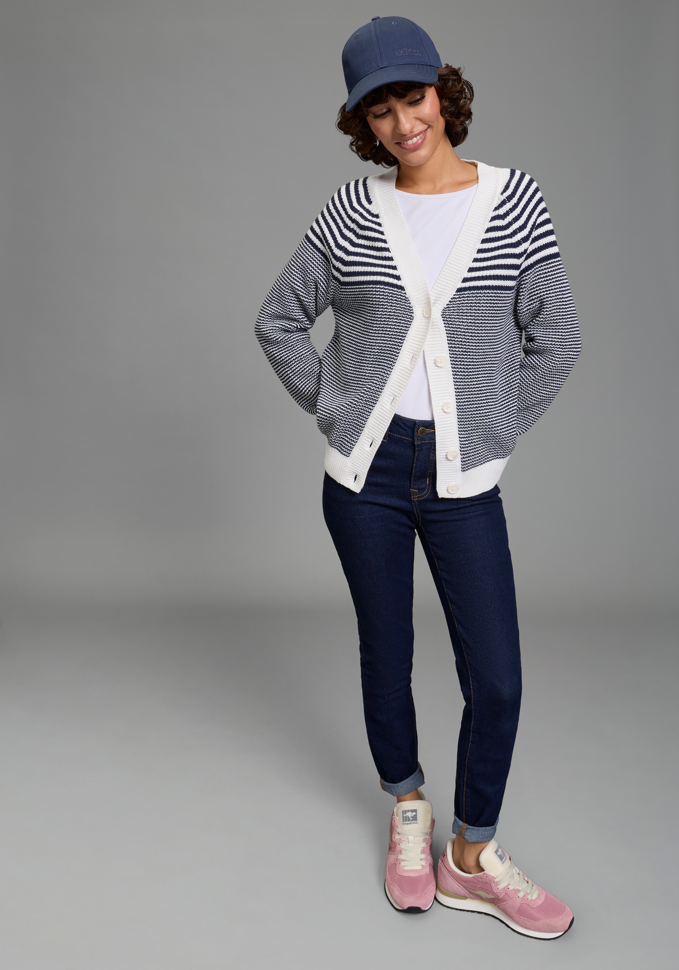 Laura Scott Strickjacke mit modernen Perlstrick und V-Ausschnitt