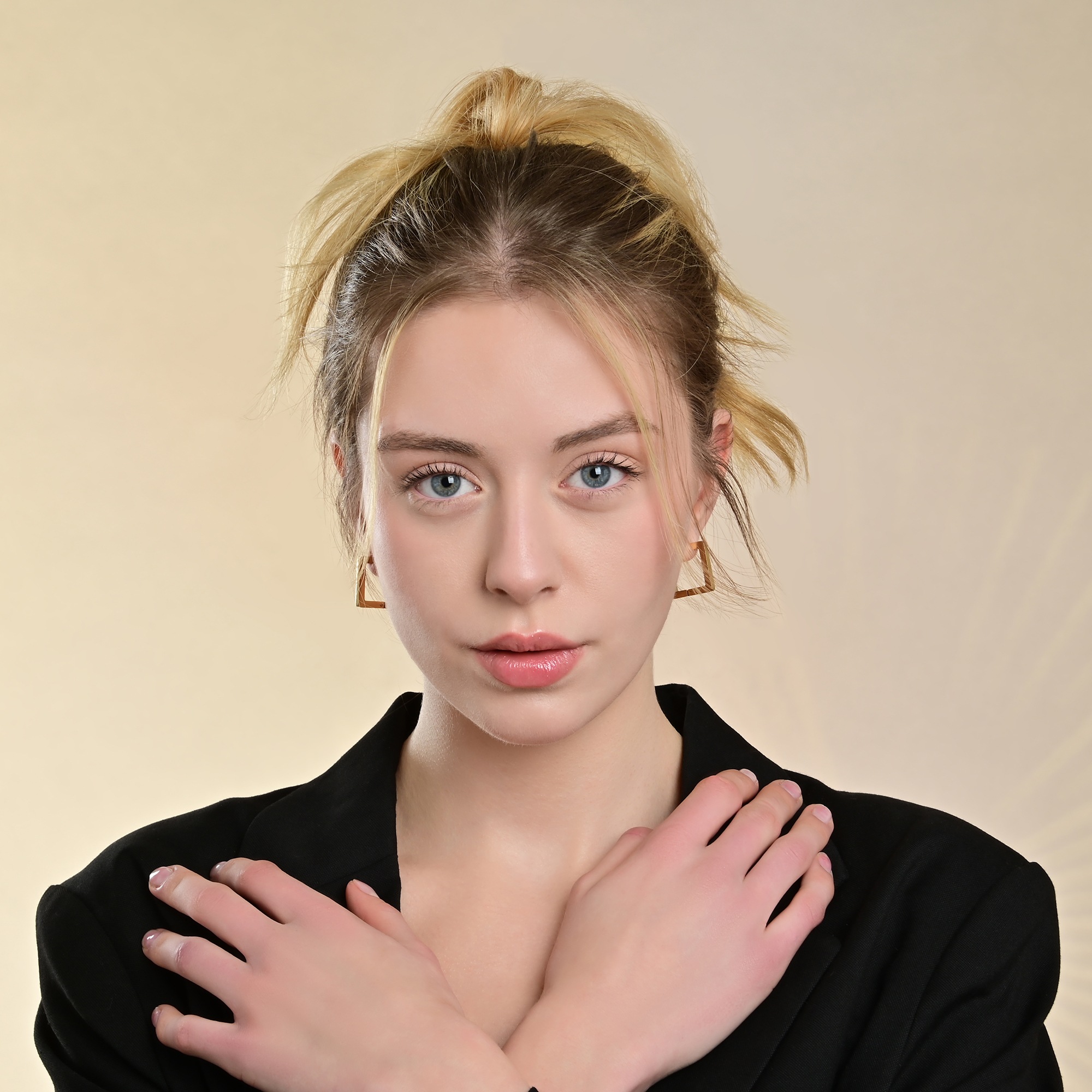 Adelia's Medea Creolen Ohrringe Gold 2