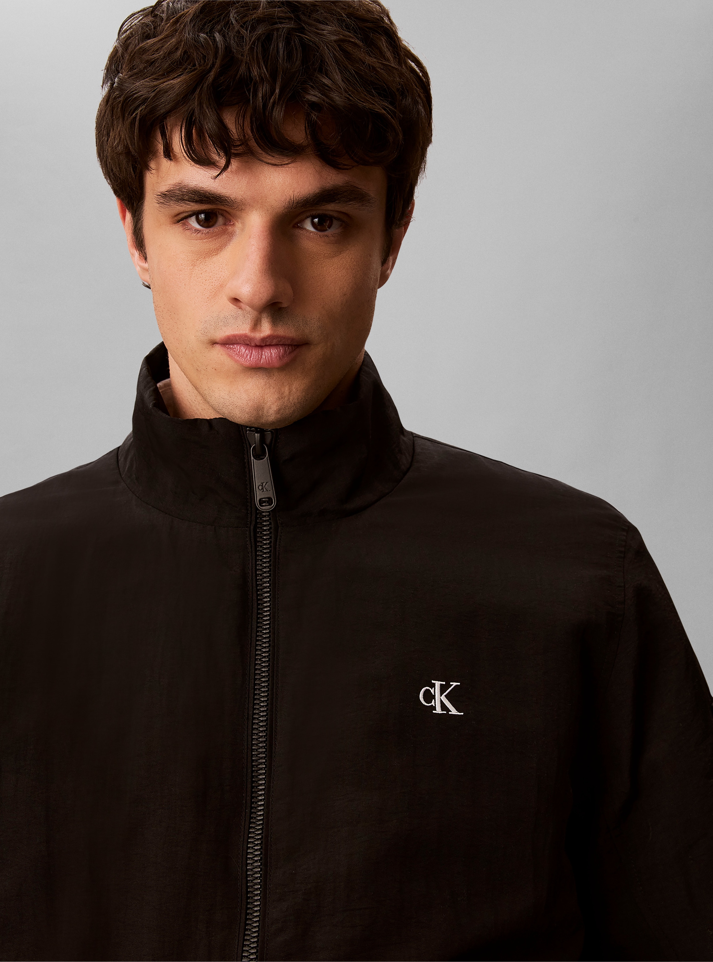Calvin Klein Jeans Blouson Stehkragen, 2-Wege-Zipper, Regular Fit, wattiert