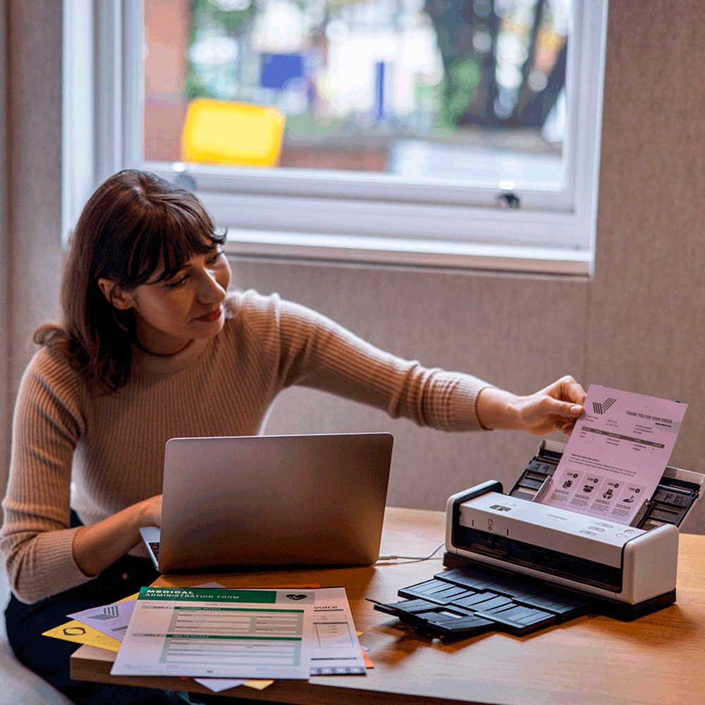 Brother mobiler Scanner »ADS-1300«