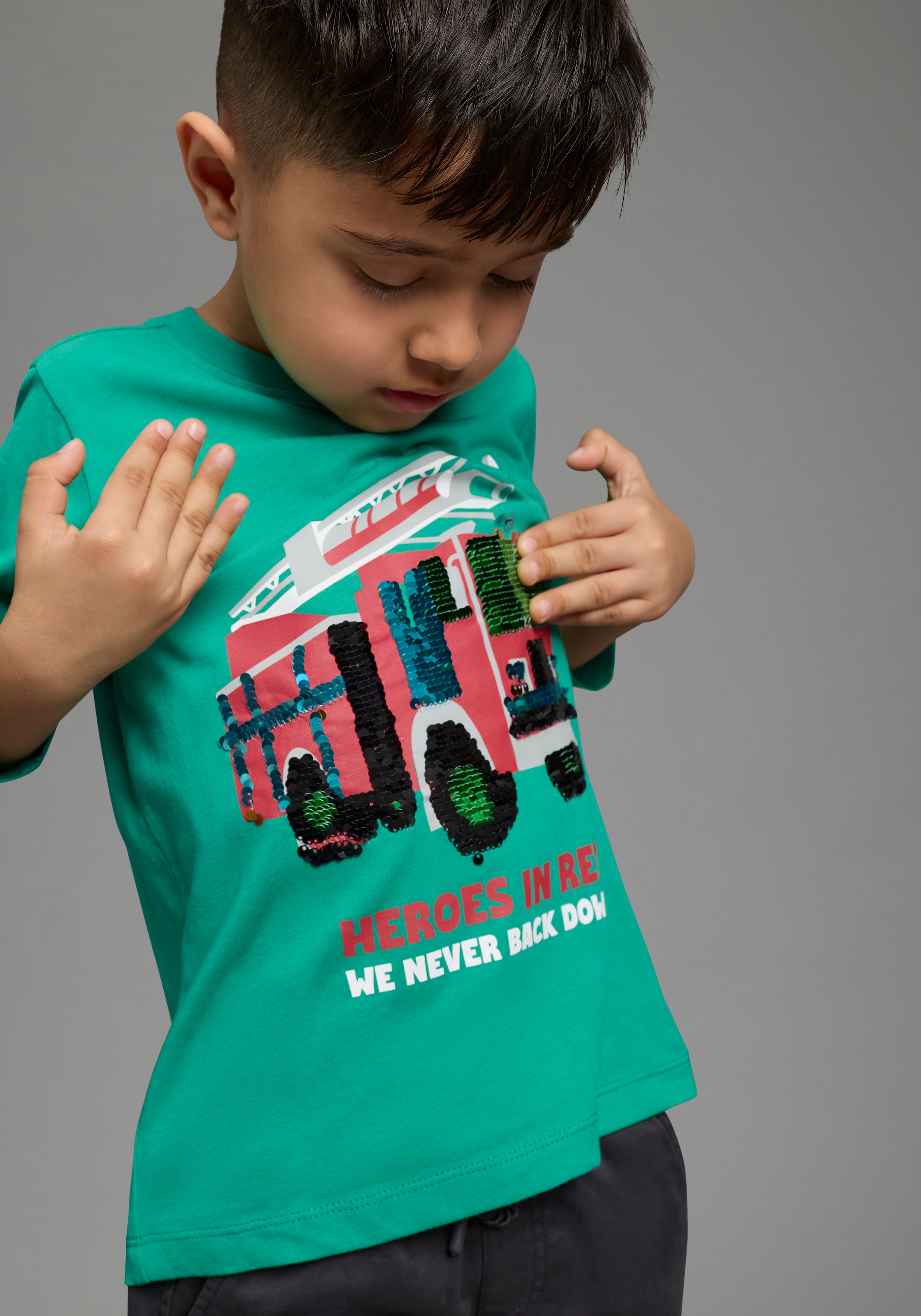 KIDSWORLD Langarmshirt »Feuerwehr Pailletten Shirt« Feuerwehr Druck mit Pailletten