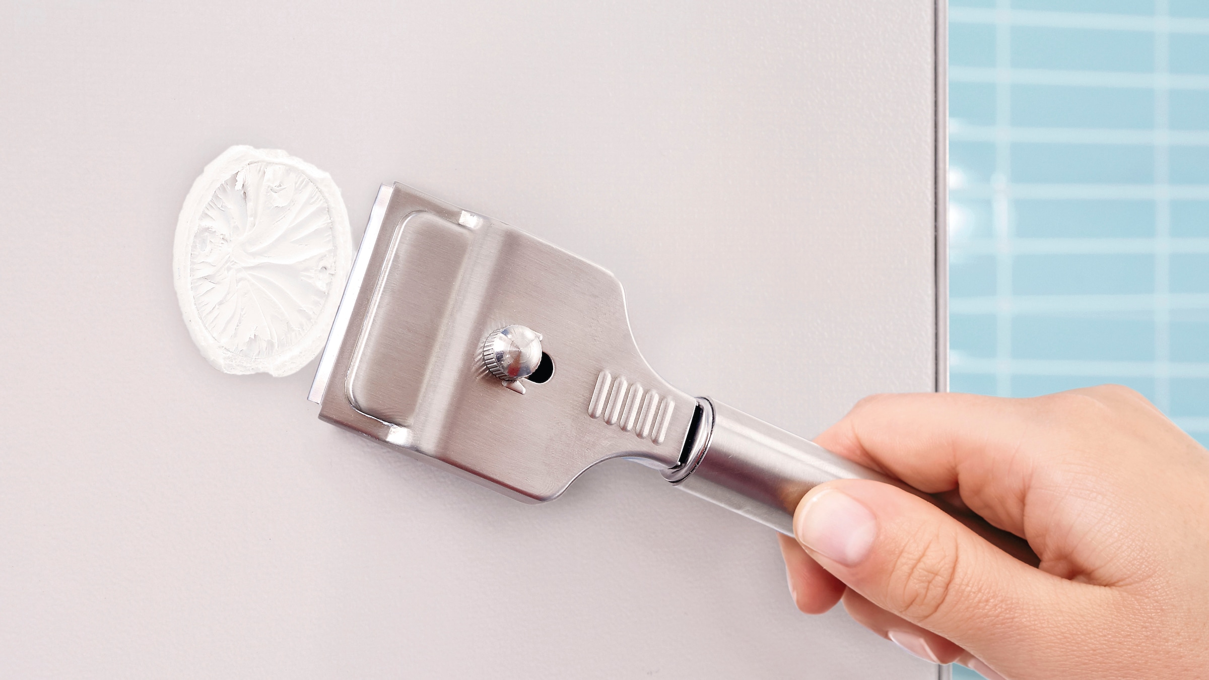 tesa Seifenspender »1x tesa MOON GREY Seifenspender« grau 11,9 cm : 7 cm : 17,1 cm