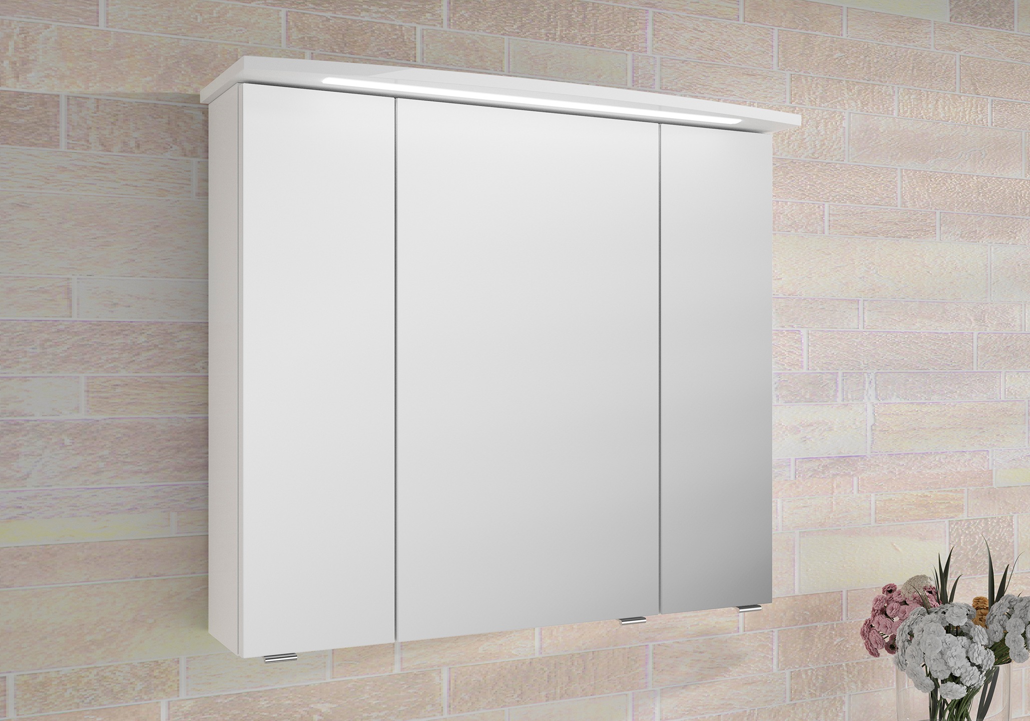 Saphir Badezimmerspiegelschrank »Serie 4010 Badezimmer-Spiegelschrank inkl. LED-Beleuchtung im Kranz«, Badschrank 82 cm breit, 3 Türen, 6 Glas-Einlegeböden, inkl Türdämpfer