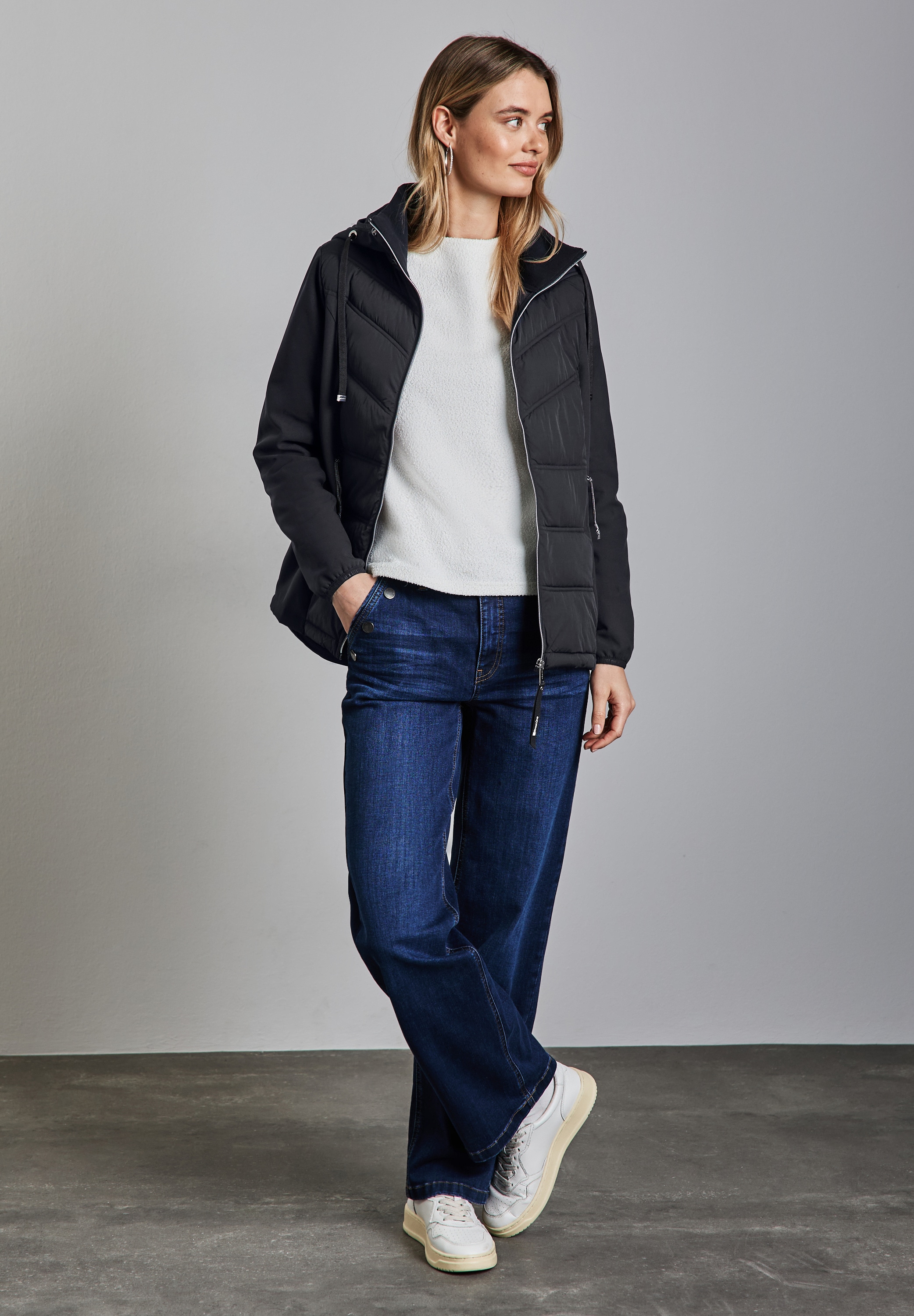 STREET ONE Steppjacke, mit Kapuze, mit Kapuze mit Tunnelzugband