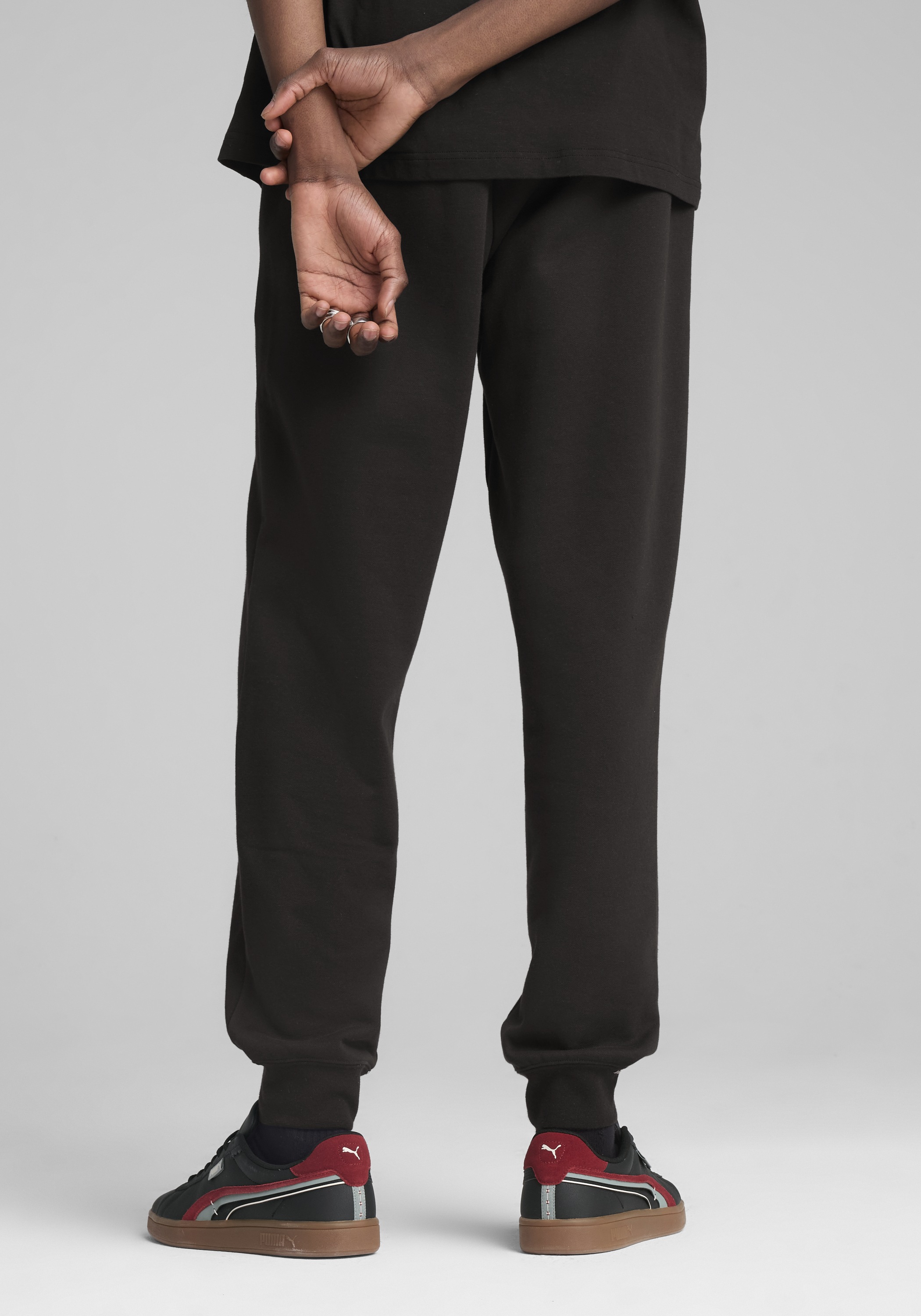 PUMA Trainingshose "ESS 2 COLOR NO. 1 LOGO SWEATPANTS FL CL" mit Eingriffta günstig online kaufen