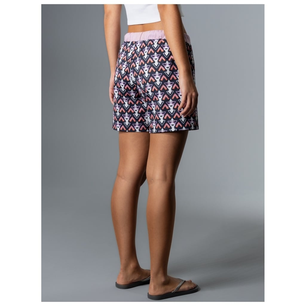 Trigema Bermudas »TRIGEMA Shorts mit raffiniertem Design«, (1 tlg.)