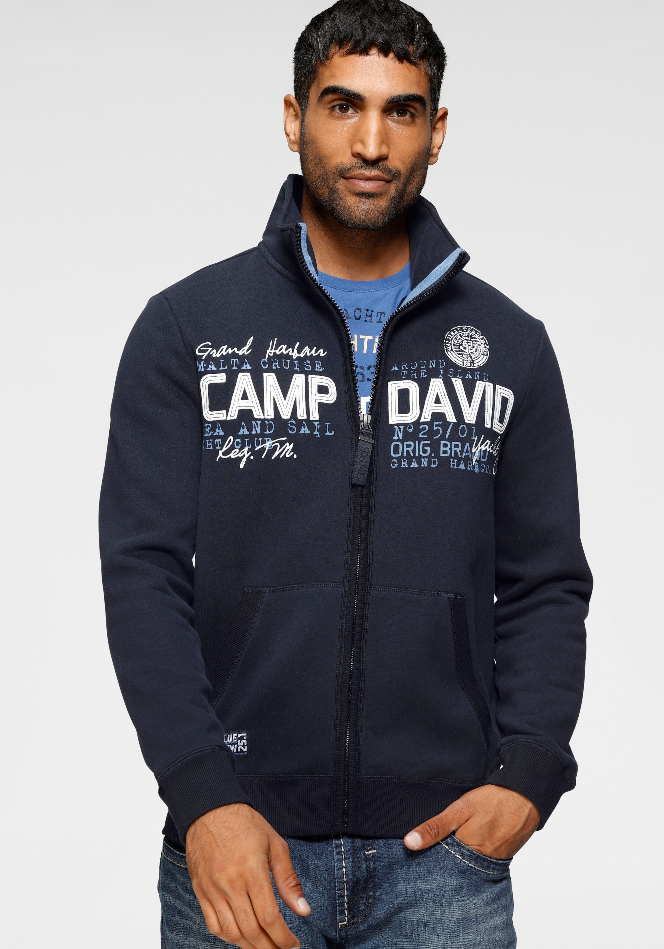 Camp David Herren Kapuzensweatshirt mit Logo-Applikationen