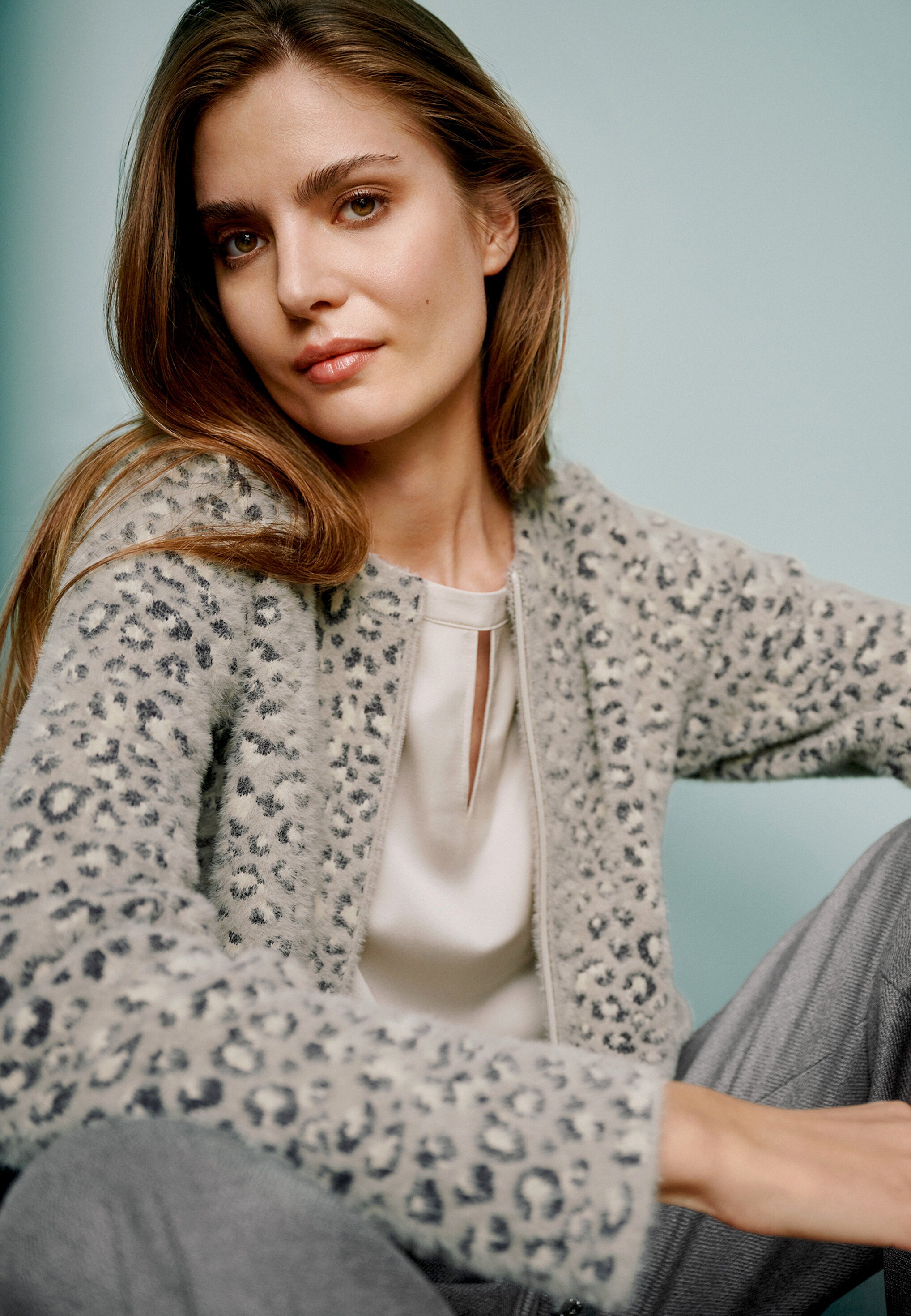 Betty Barclay Strickjacke »Damen mit aufgesetzten Taschen« 1