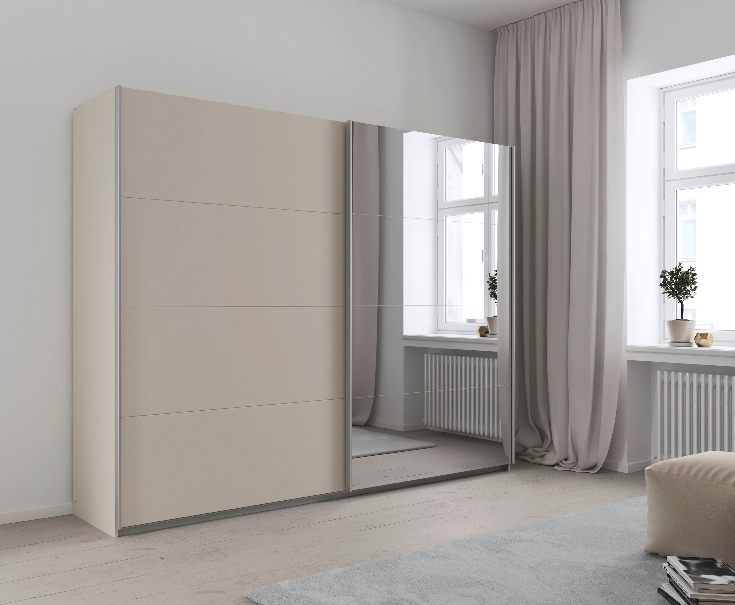 INOSIGN BY RAUCH Schwebetürenschrank »Kleiderschrank Schrank Garderobe Schlafzimmerschrank THANOS«, (in 3 verschiedenen Ausstattungen BASIC/CLASSIC/PREMIUM), Optional mit Spiegel, Metall-Griffleisten alufarben MADE IN GERMANY