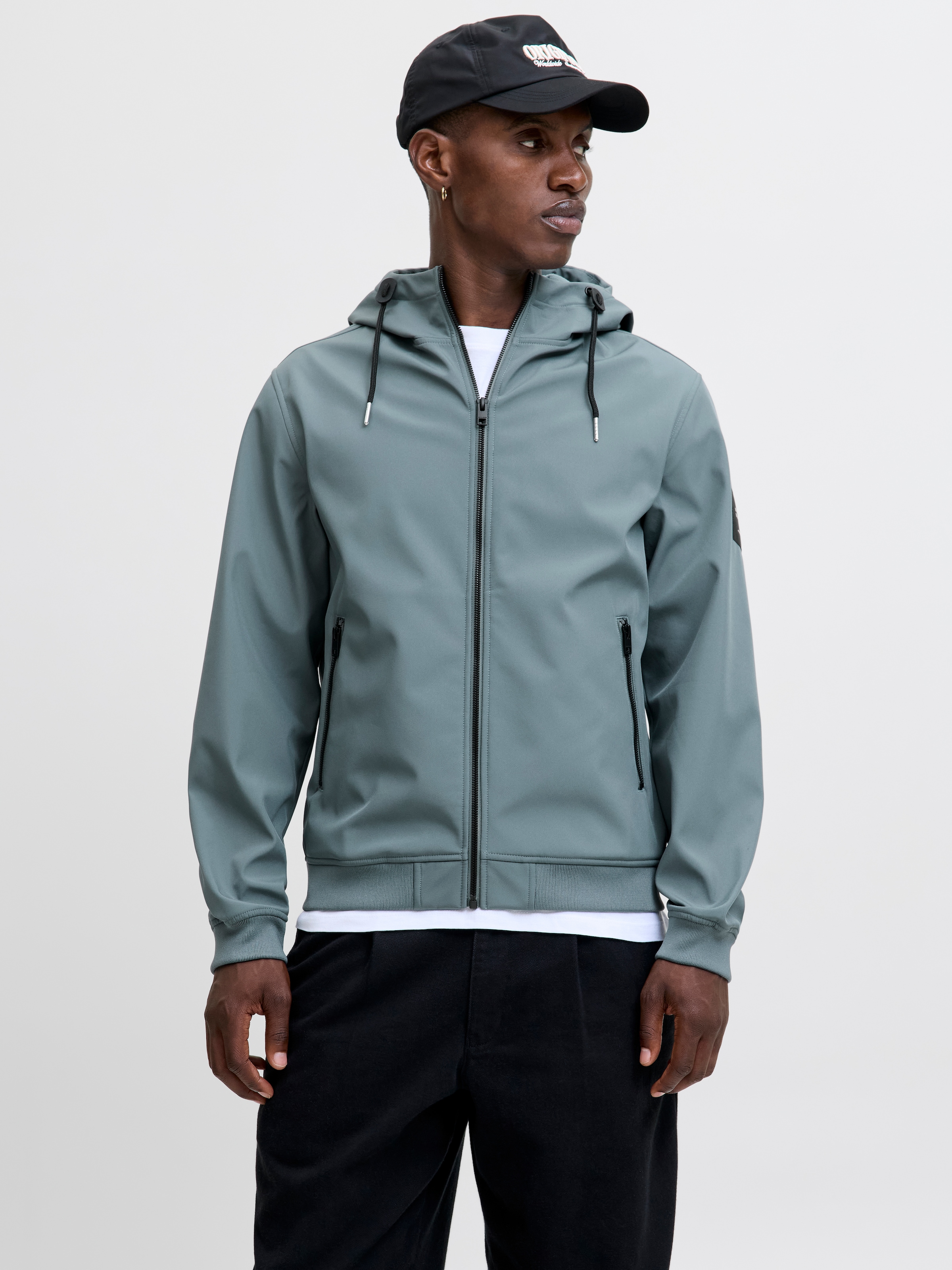 Jack & Jones Softshelljacke "JJEBASIC mit wasserabweisender Funktion", mit günstig online kaufen