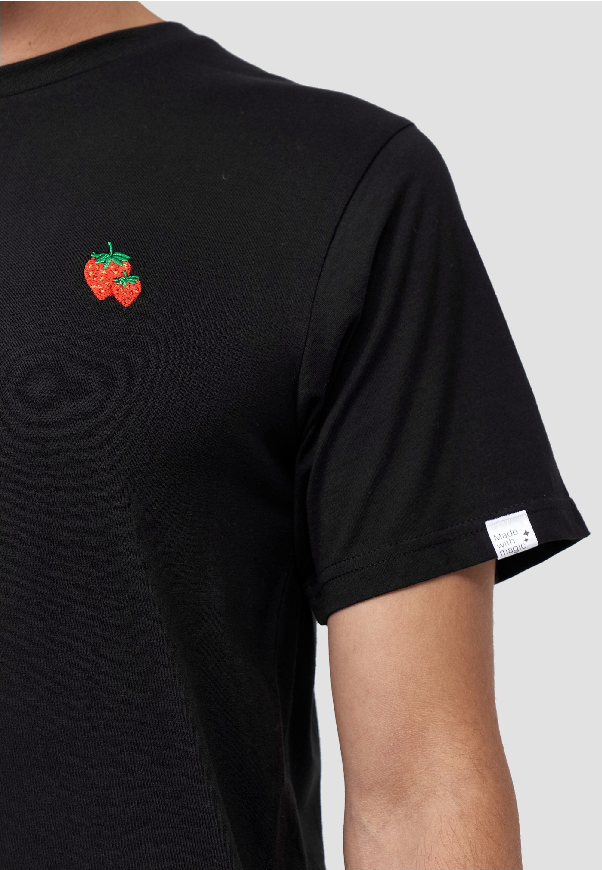 MIKON T-Shirt, im modischen Design