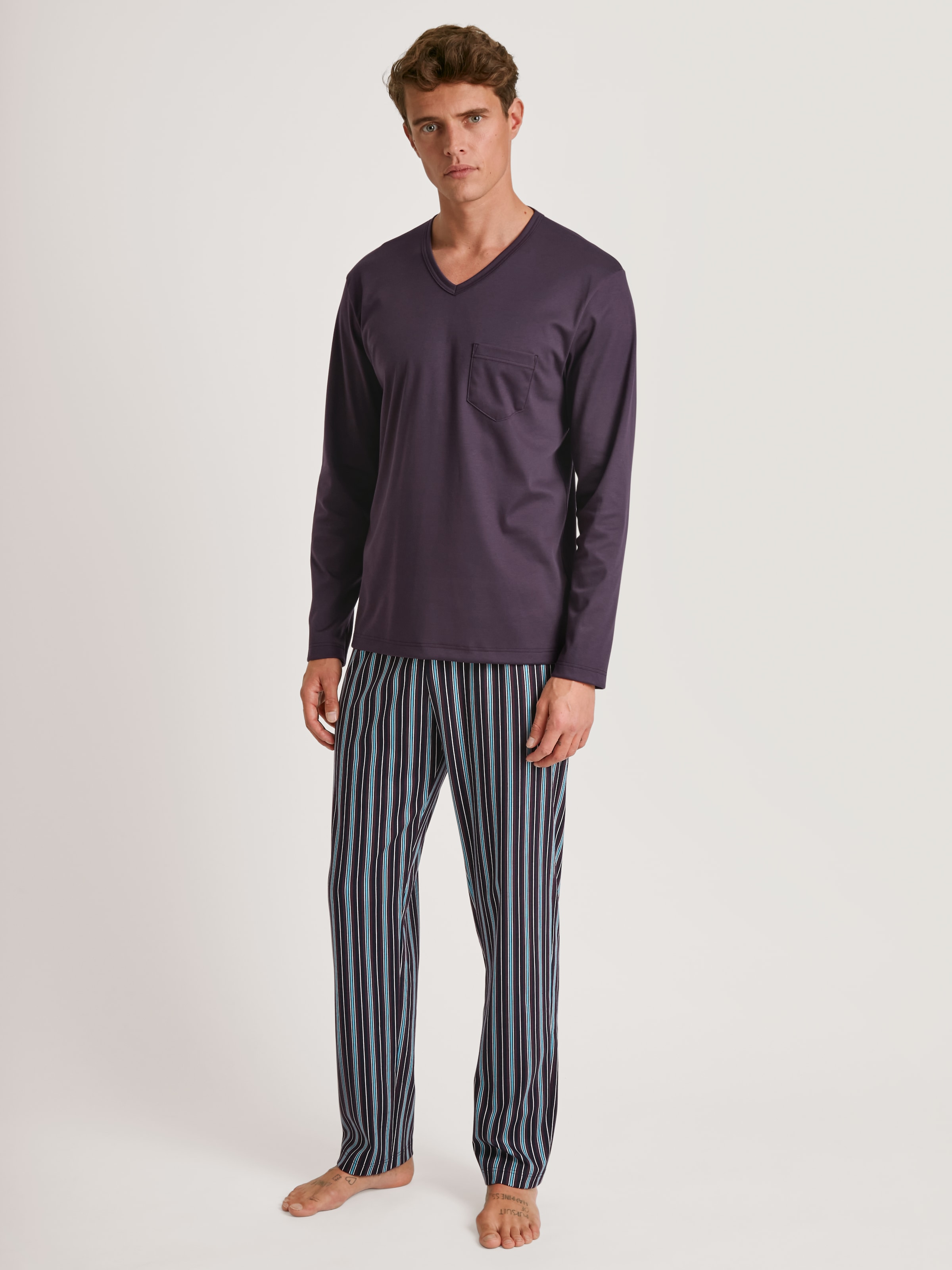 CALIDA Schlafanzug "Relax Streamline 1", 2 Stk. mit praktischem V-Ausschnit günstig online kaufen