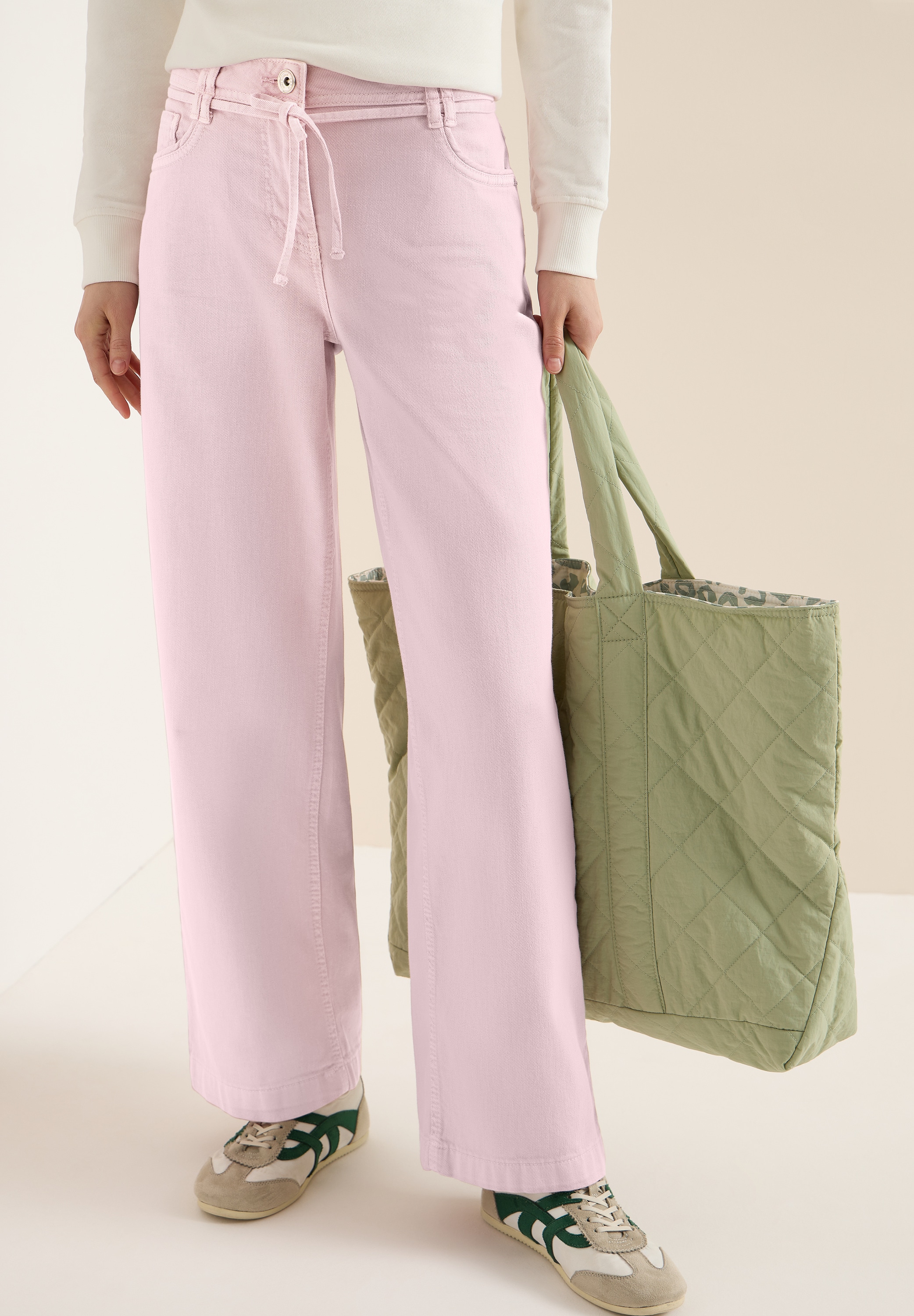 Cecil High Waist