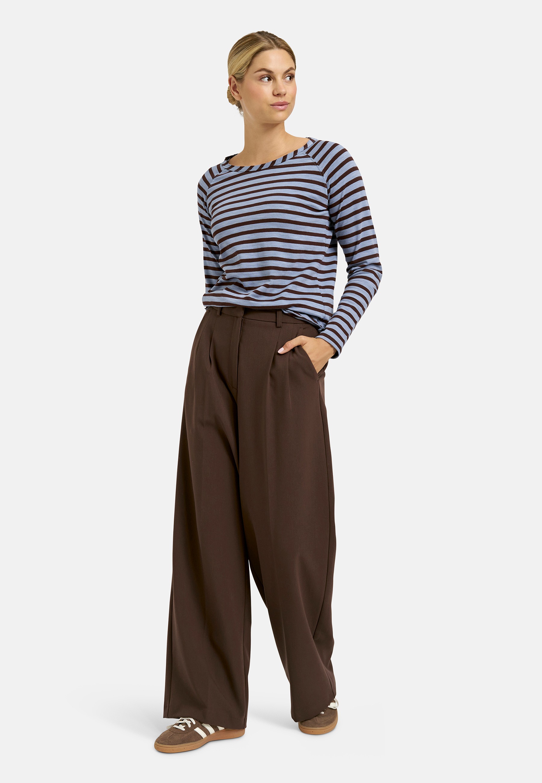 Smith & Soul Rundhalsshirt mit offenen Kanten