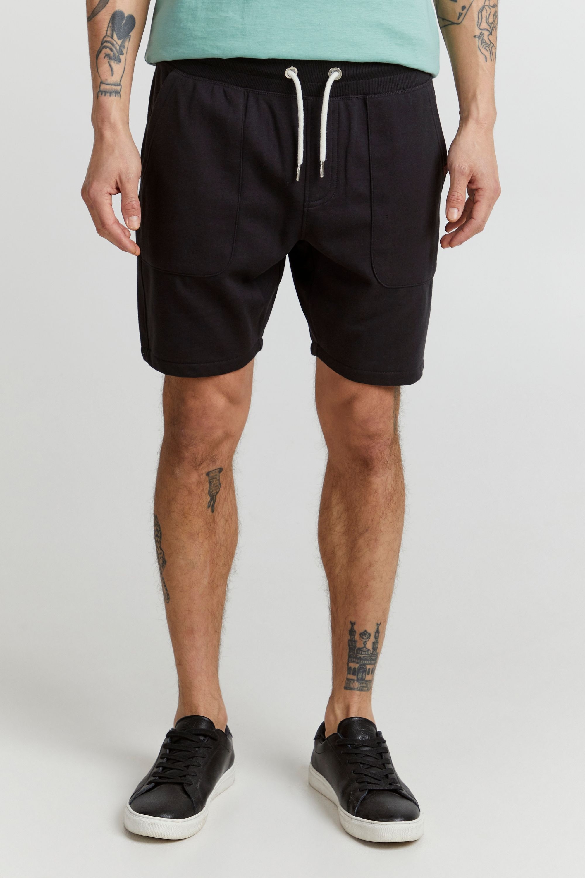 Blend Sweatshorts "BHMulker" Kurze Hose mit Kontrastkordeln günstig online kaufen