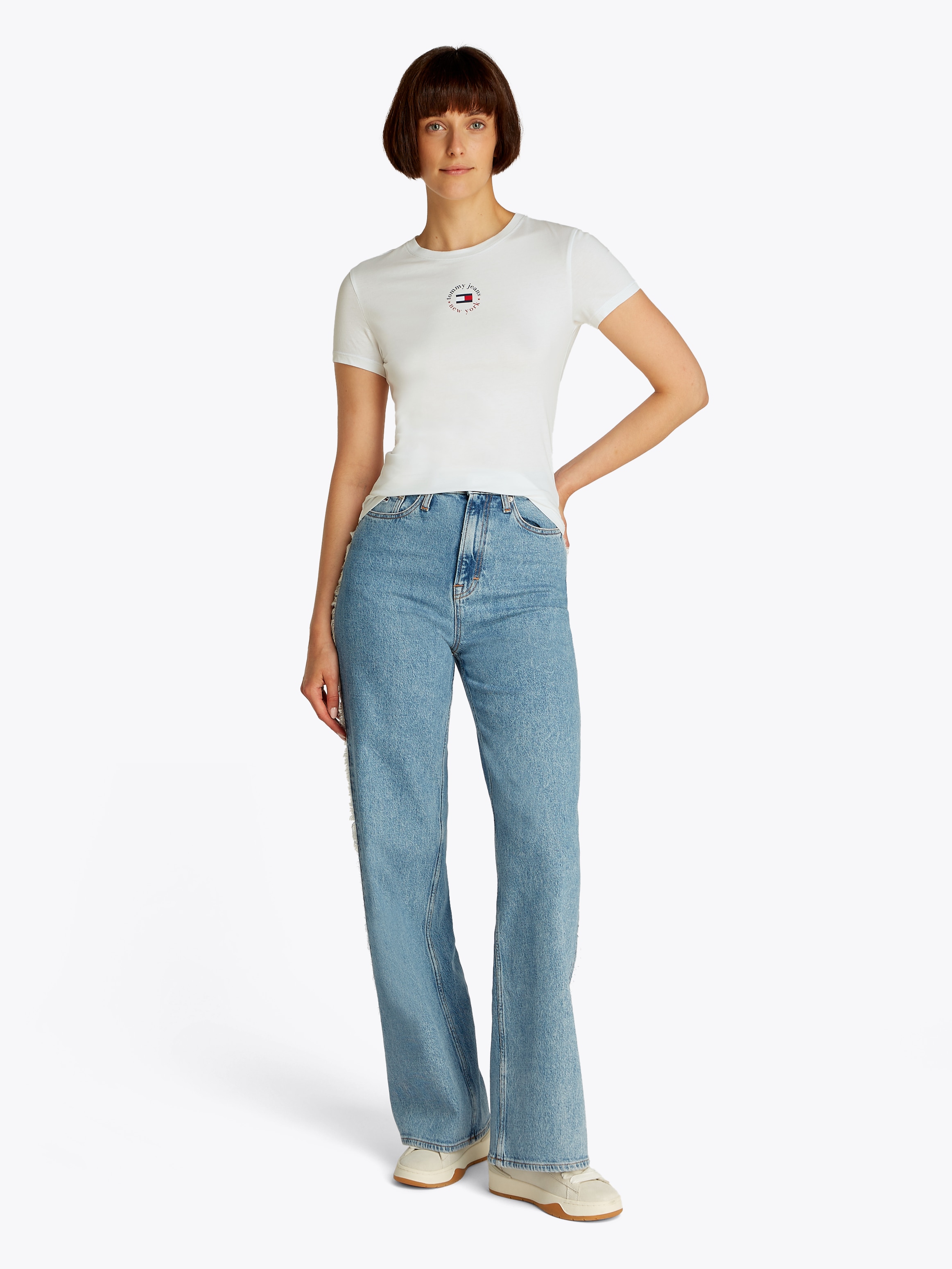 Tommy Jeans T-Shirt »TJW SLIM ESSENTIAL LOGO 2 TEE«, mit Logoschriftzug