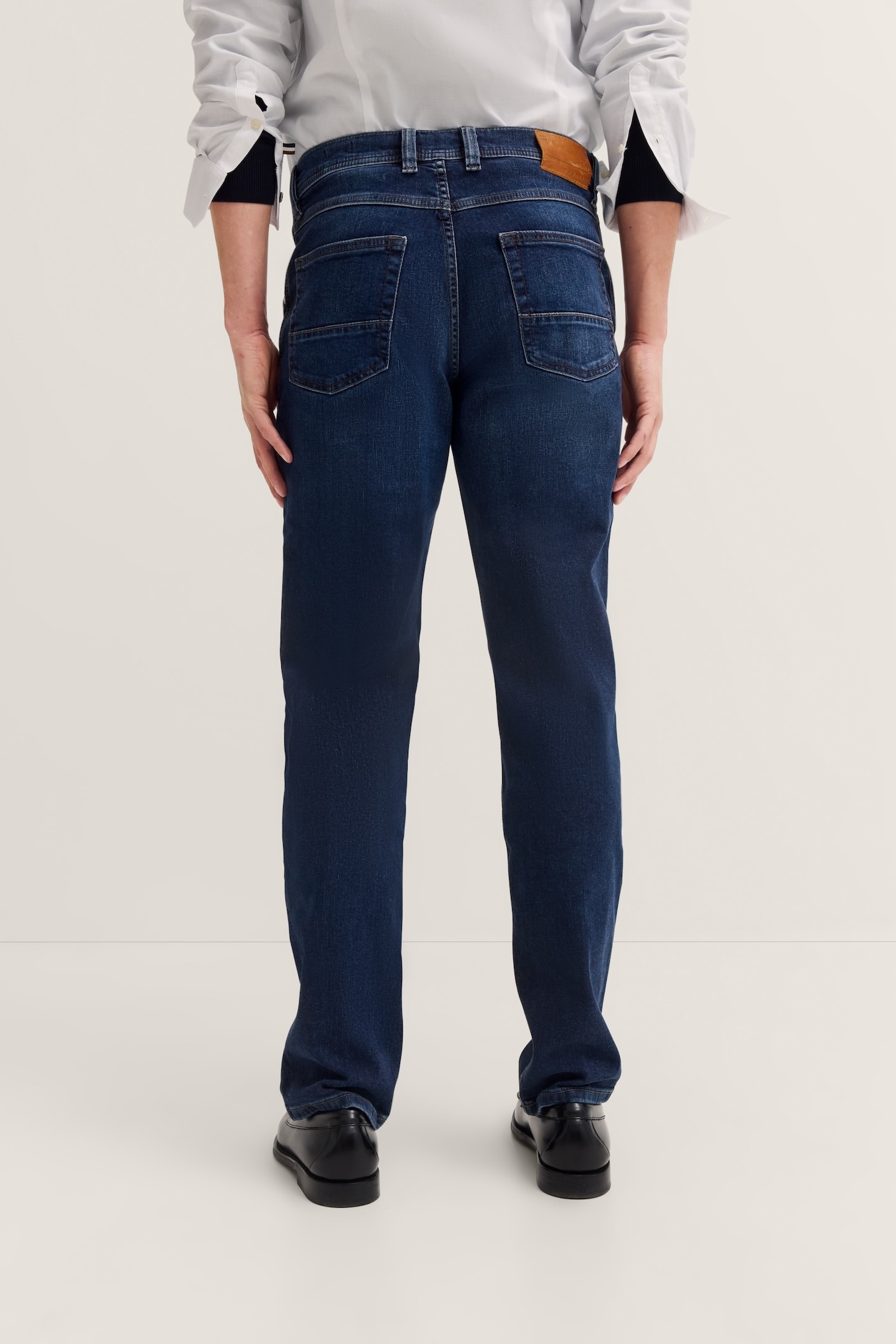 bugatti 5-Pocket-Jeans »Regular Fit«, aus Authentic Denim mit Stretch-Komfort