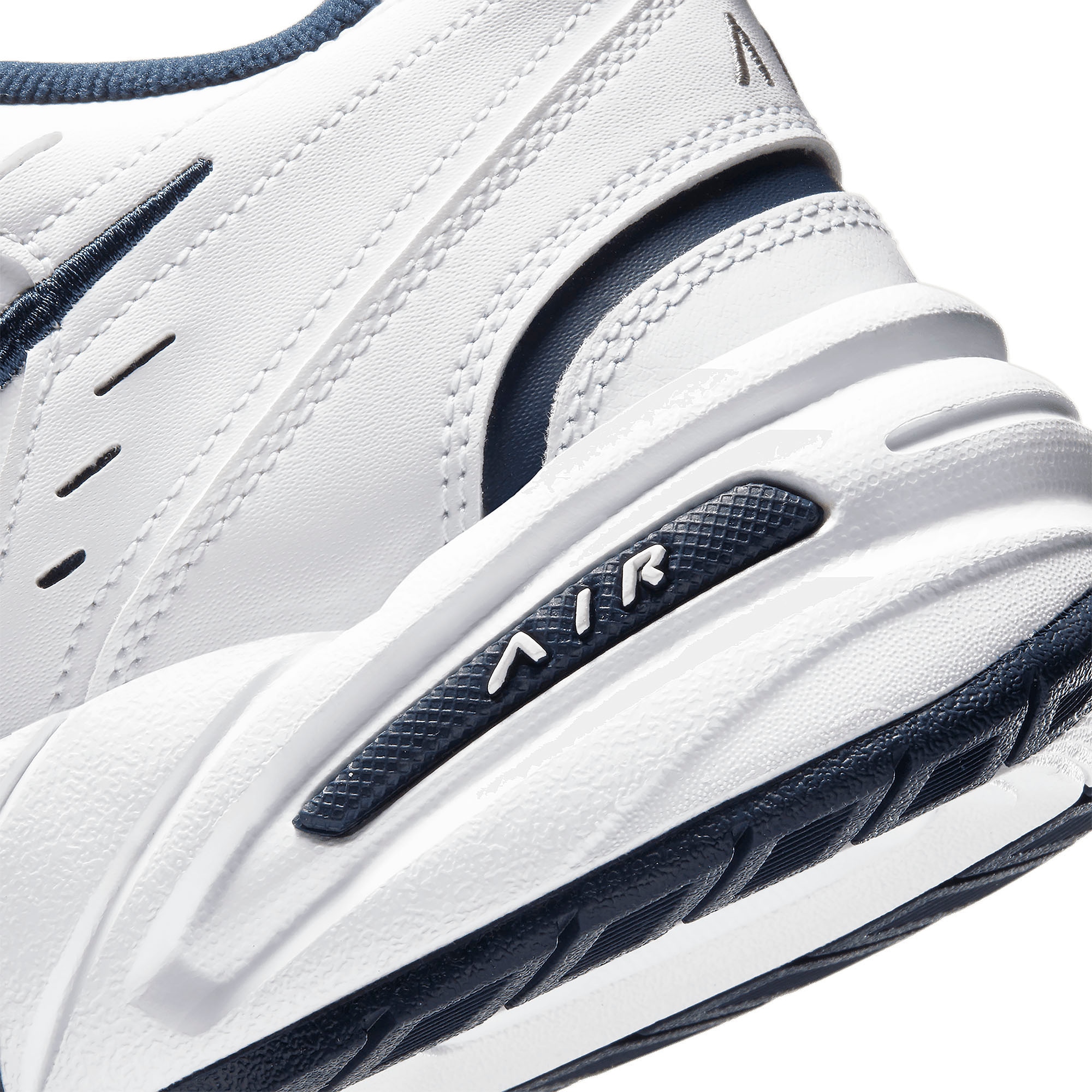 Nike Trainingsschuh »AIR MONARCH IV«