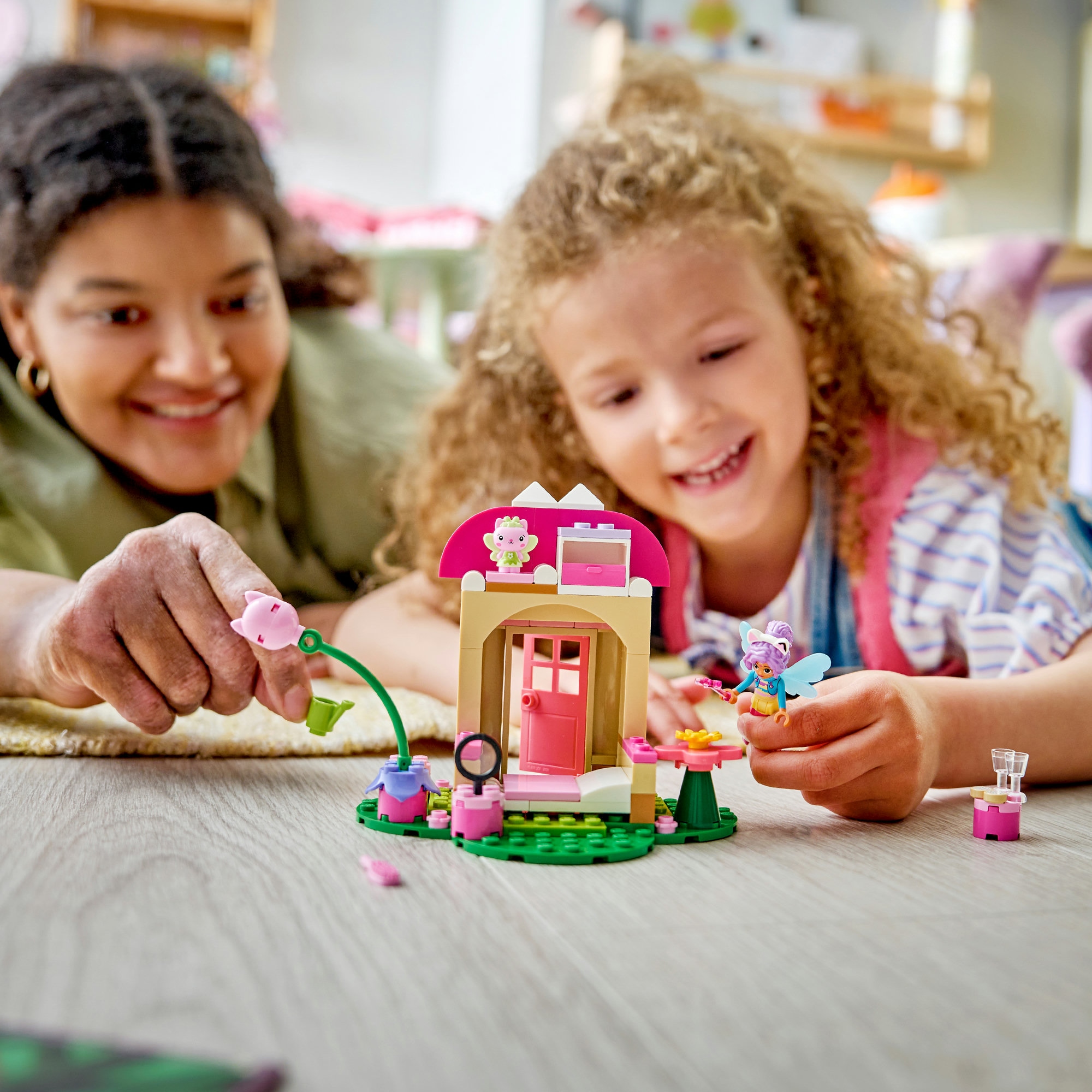 LEGO® Konstruktionsspielsteine »Kitty Fees Gartenhaus (11212), LEGO Gabby's Dollhouse« Made in Europe