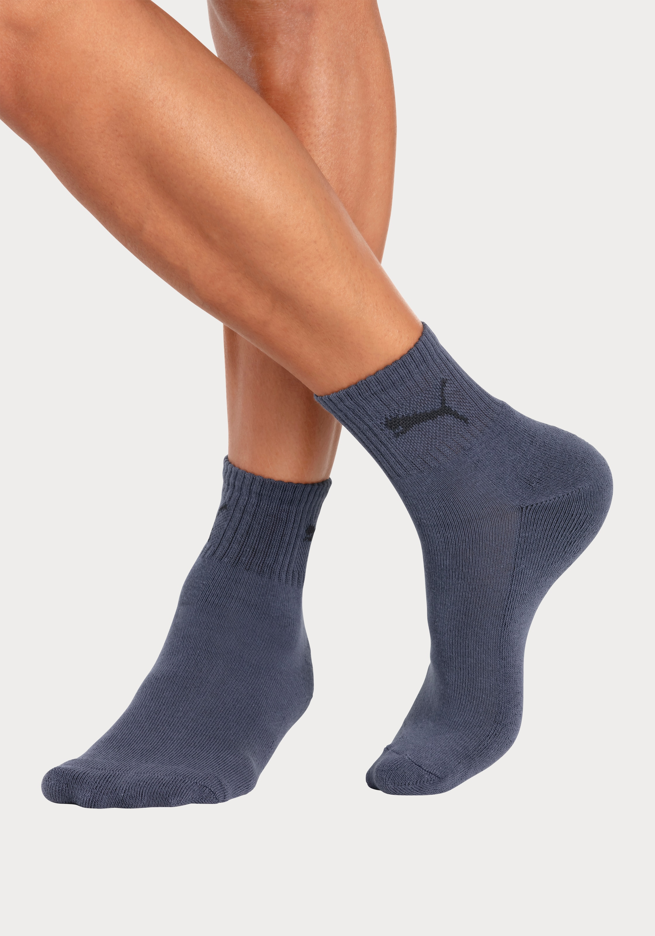 PUMA Sportsocken »short crew«, (3 Paar), gepolsterte Frottee-Sohle, atmungsaktiv