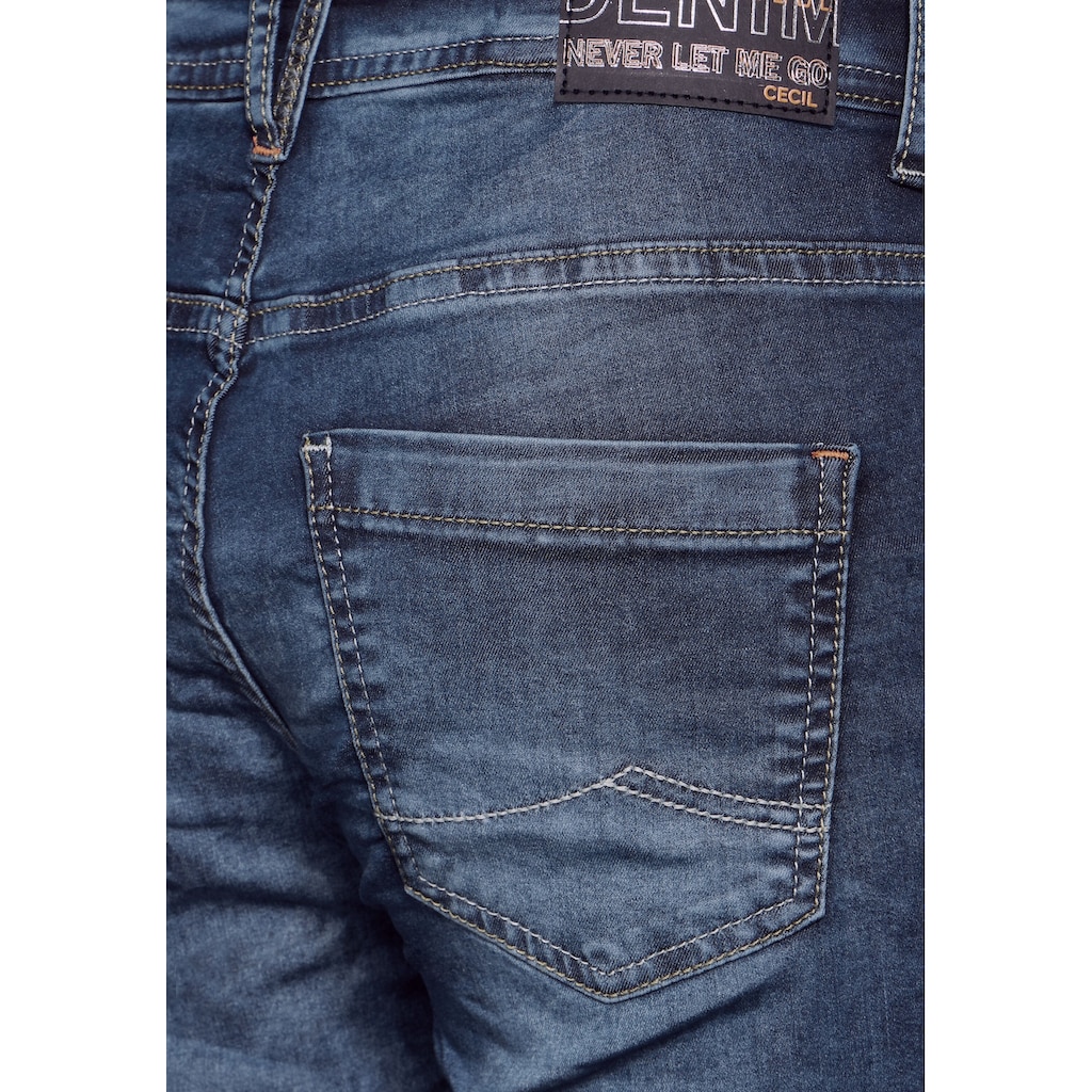 Cecil 5-Pocket-Jeans »Scarlett«, mit schmalem Bein und mittelblauer Waschung