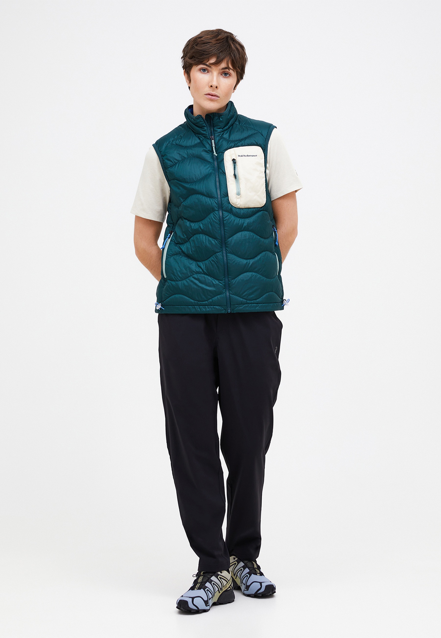 Peak Performance »W Helium Utility Down Vest« mit dezenten Farbdetails