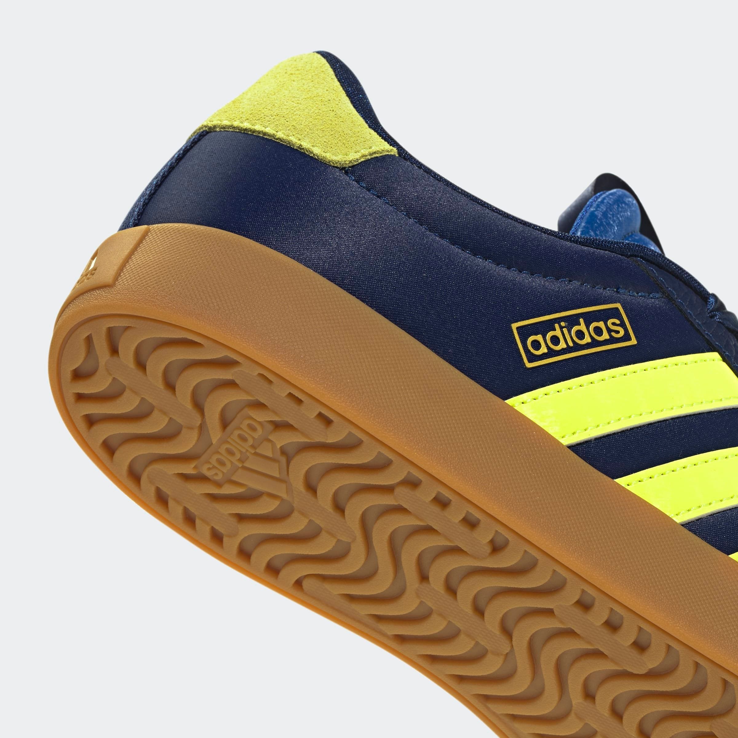 adidas Sportswear Sneaker »VL COURT 3.0«, Design auf den Spuren des adidas Samba