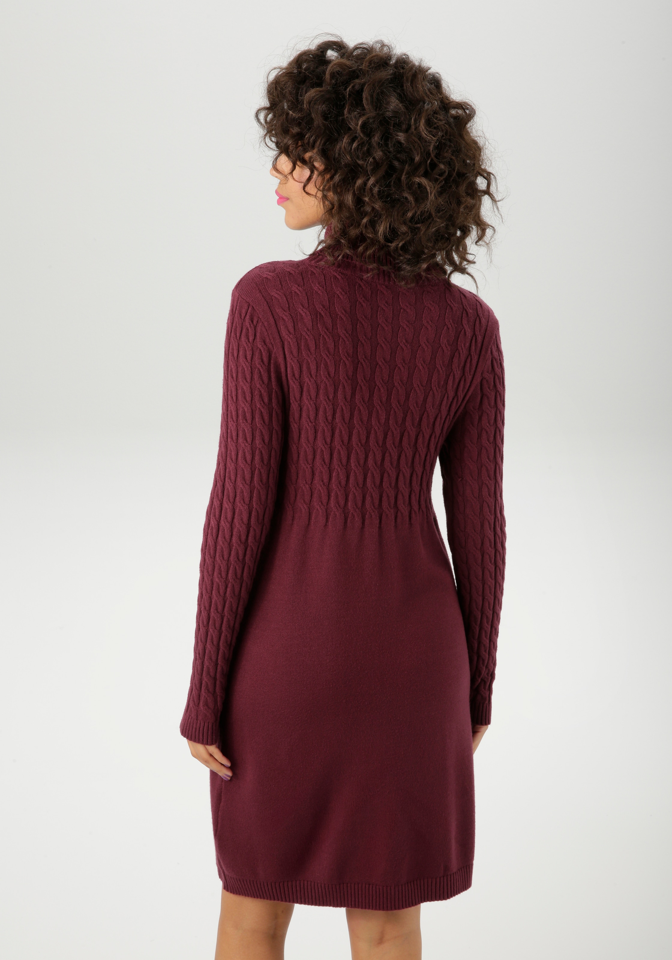 Aniston CASUAL Strickkleid, mit Zopfmuster im Oberteil und den langen Ärmeln