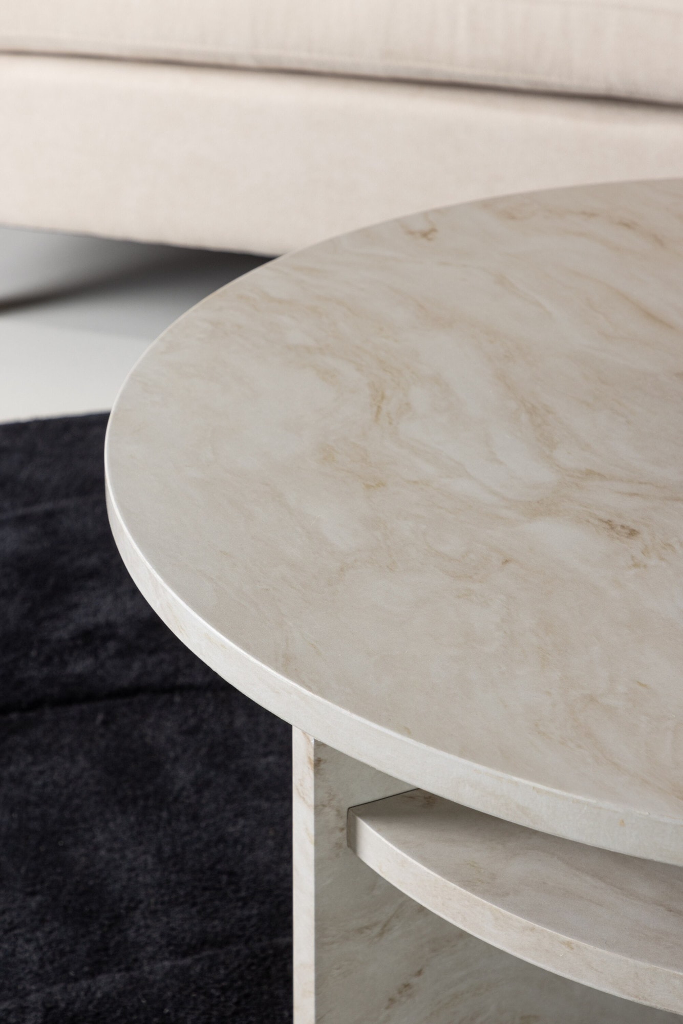 Venture Home Couchtisch »Ålesund, runder Couchtisch in Marmoroptik, Ø 85 cm« Sofatisch, MDF, gewachst, rund, marmoroptik, edel