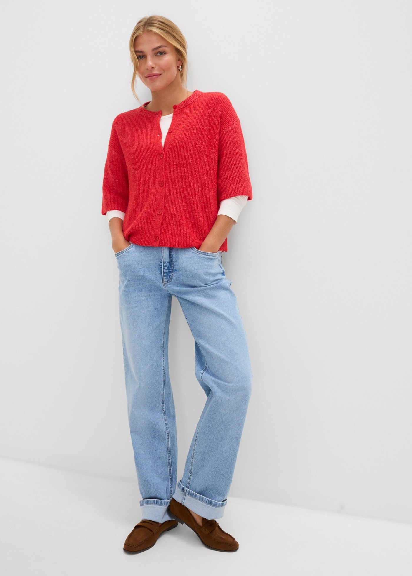 bonprix Strickjacke mit Knopfleiste, Oversize-Passform, Halbarm, im Casual-Stil
