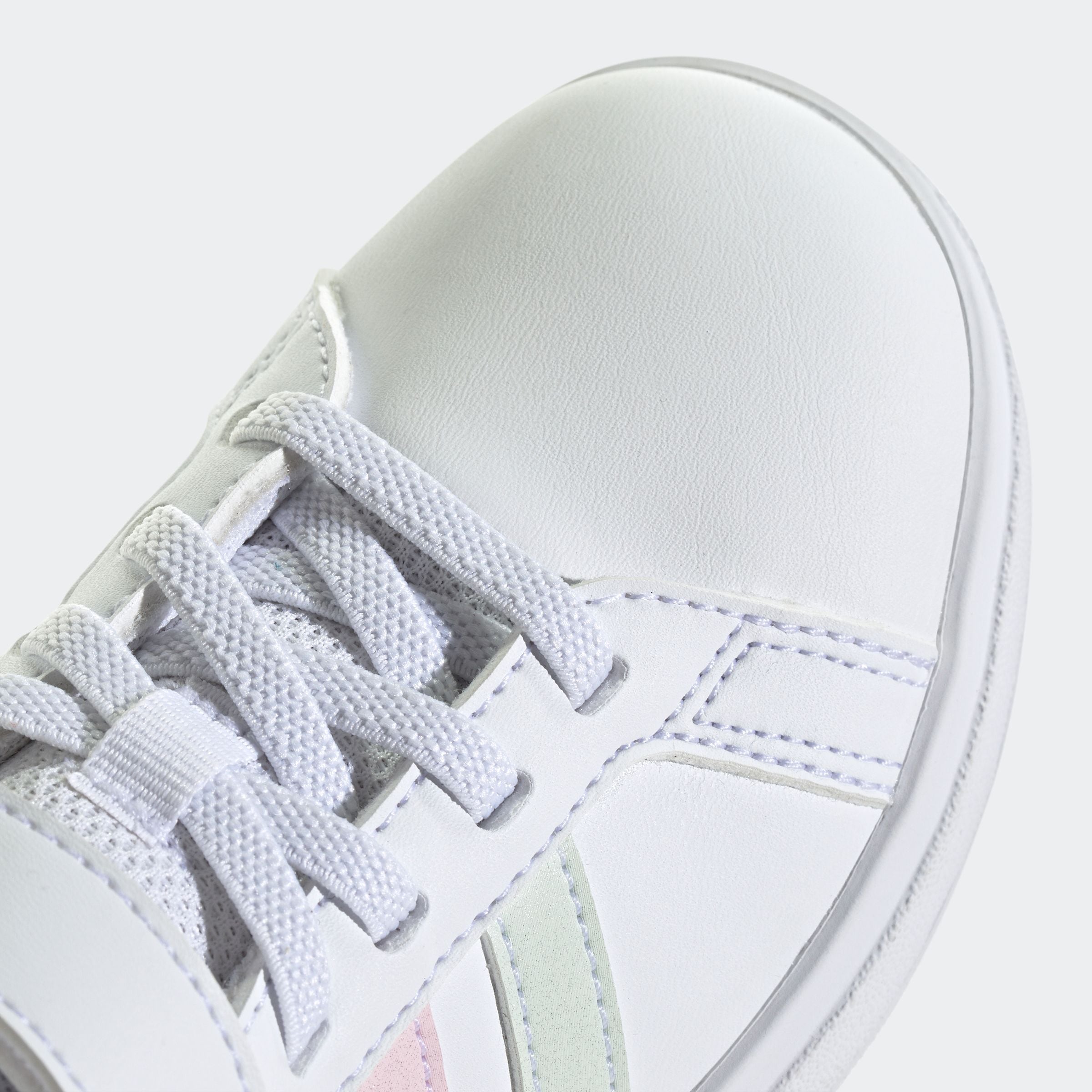 adidas Sportswear Sneaker »GRAND COURT 2.0 KIDS«, Design auf den Spuren des adidas Superstar