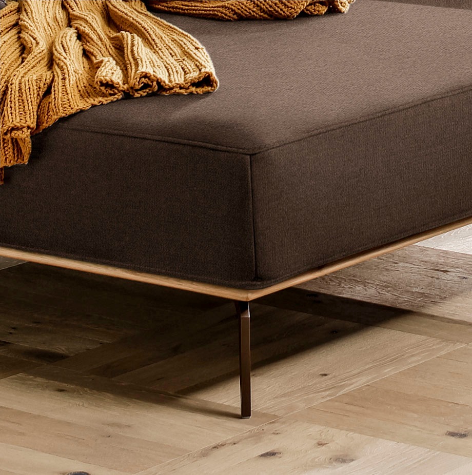 W.SCHILLIG Ecksofa »run, Designsofa mit tollem Sitzkomfort, bequem, L-Form«, mit Holzsockel, Füße in Bronze pulverbeschichtet, Breite 279 cm