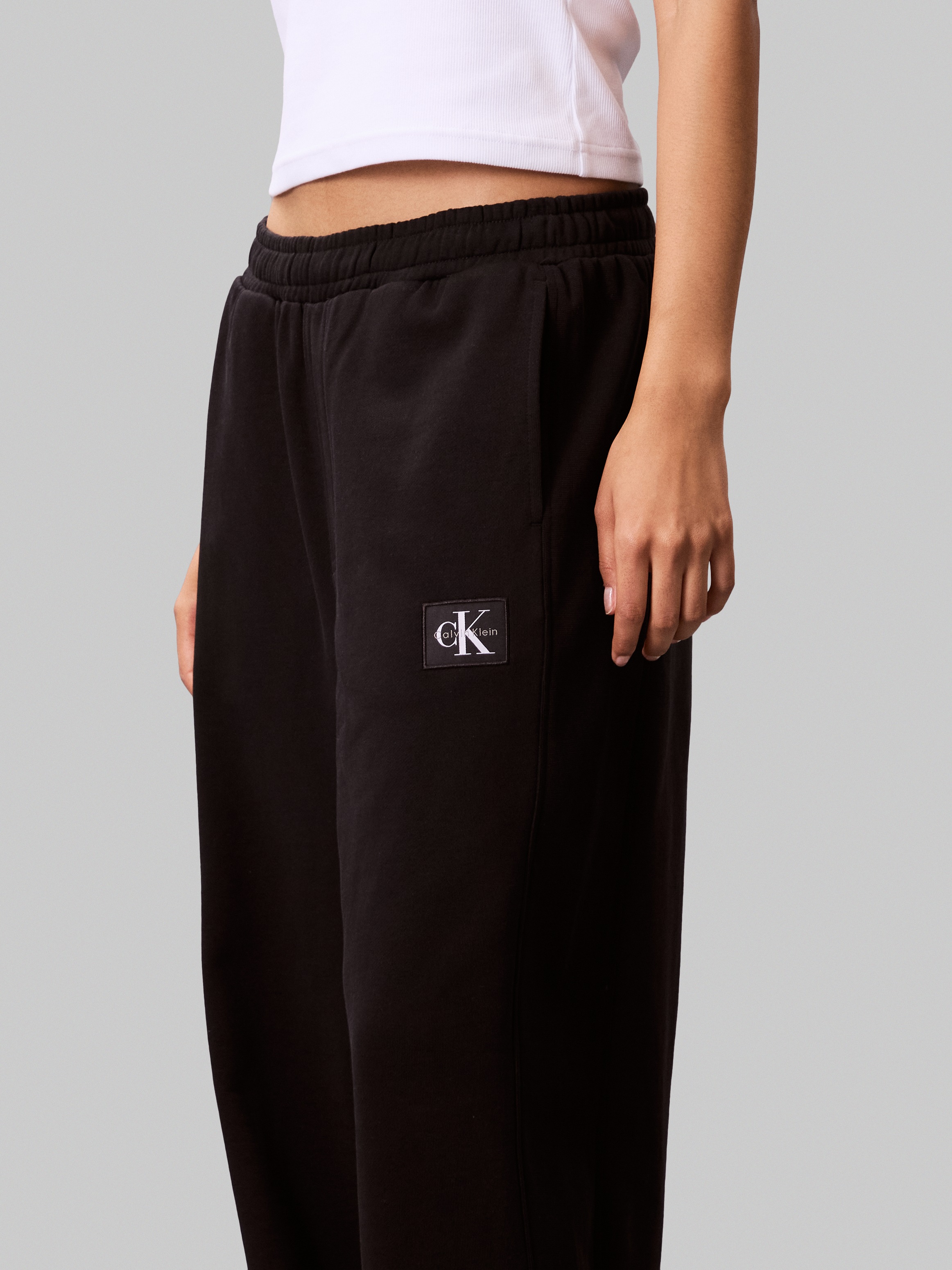 Calvin Klein Jeans Sweathose "A- FRENCH TERRY BADGE LOGO PANT", mit weitem günstig online kaufen