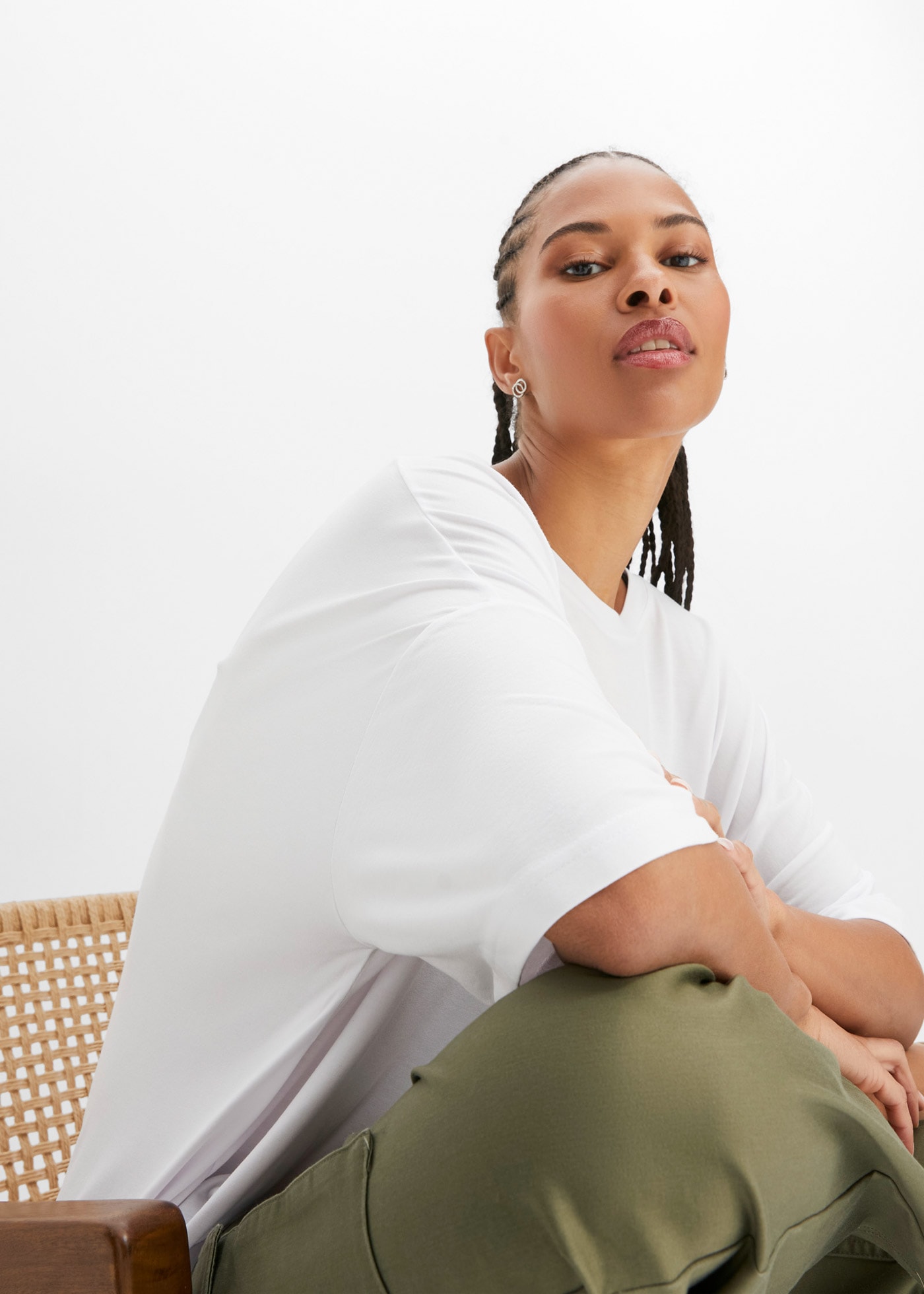 bonprix Oversize-Shirt oversize Passform, Halbarm-Design, aus Viskose und Elasthan