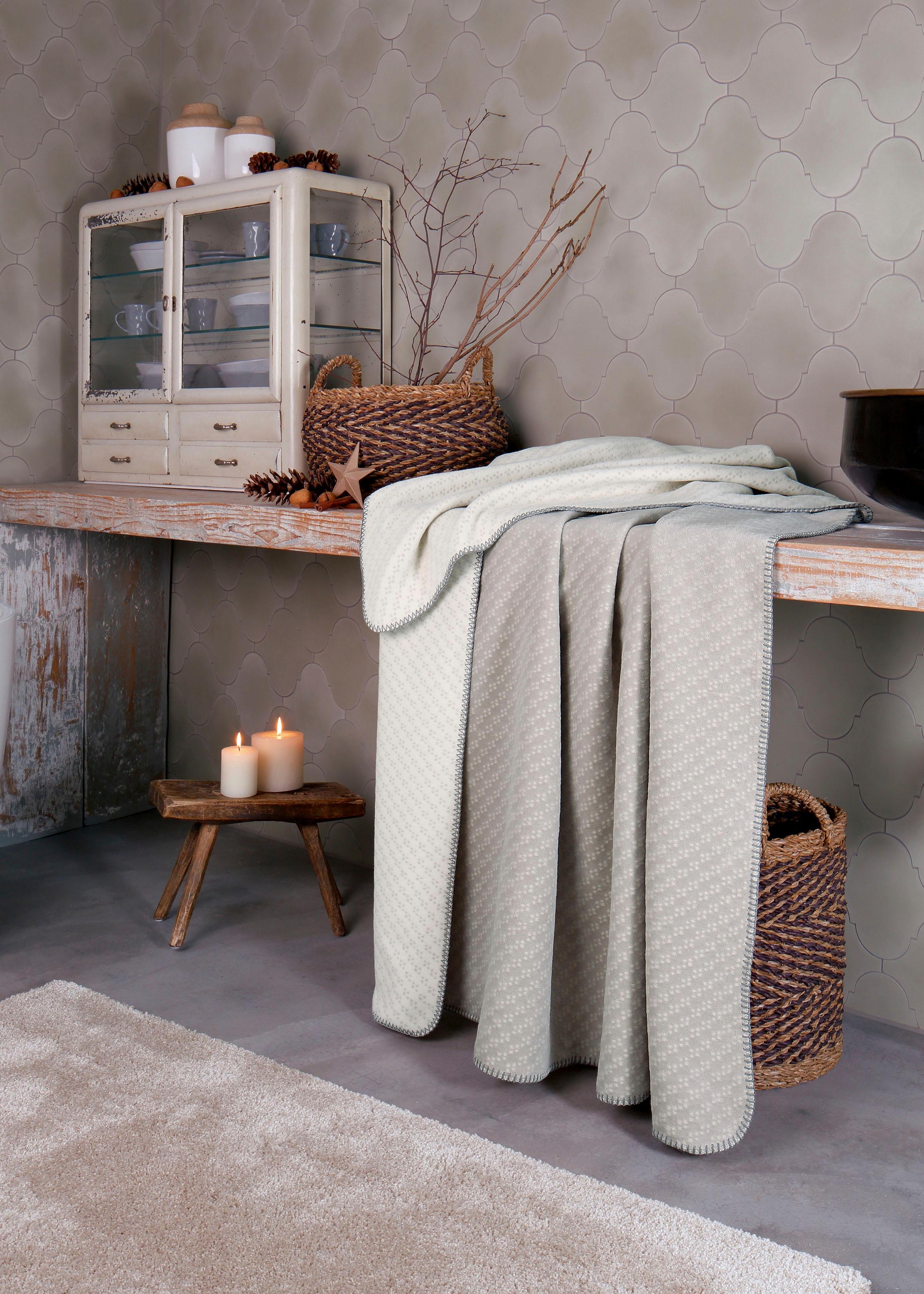 Biederlack Wolldecke »Slot«, mit Muster, Kuscheldecke