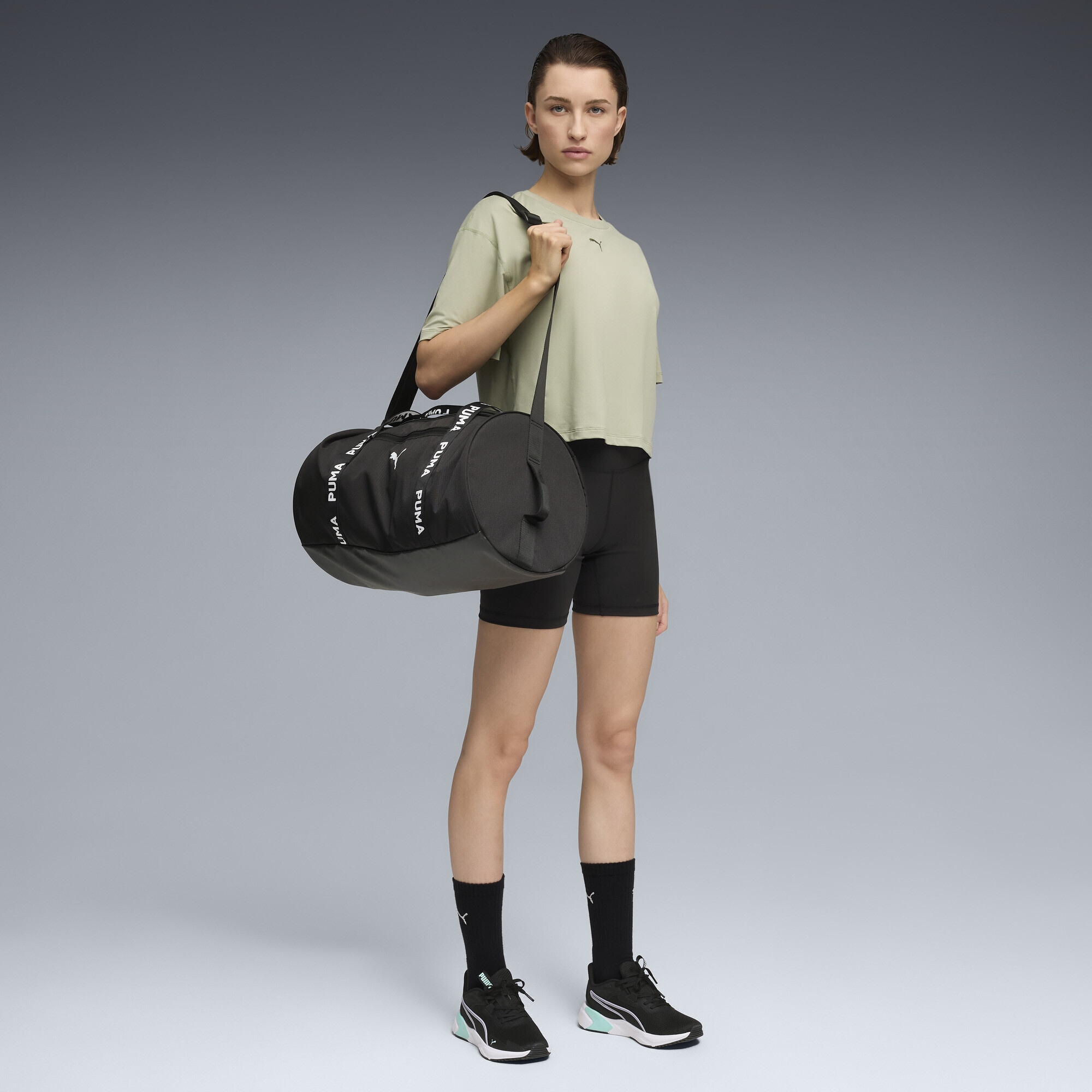 PUMA Trainingsshirt »CLOUDSPUN Relaxed T-Shirt Damen«