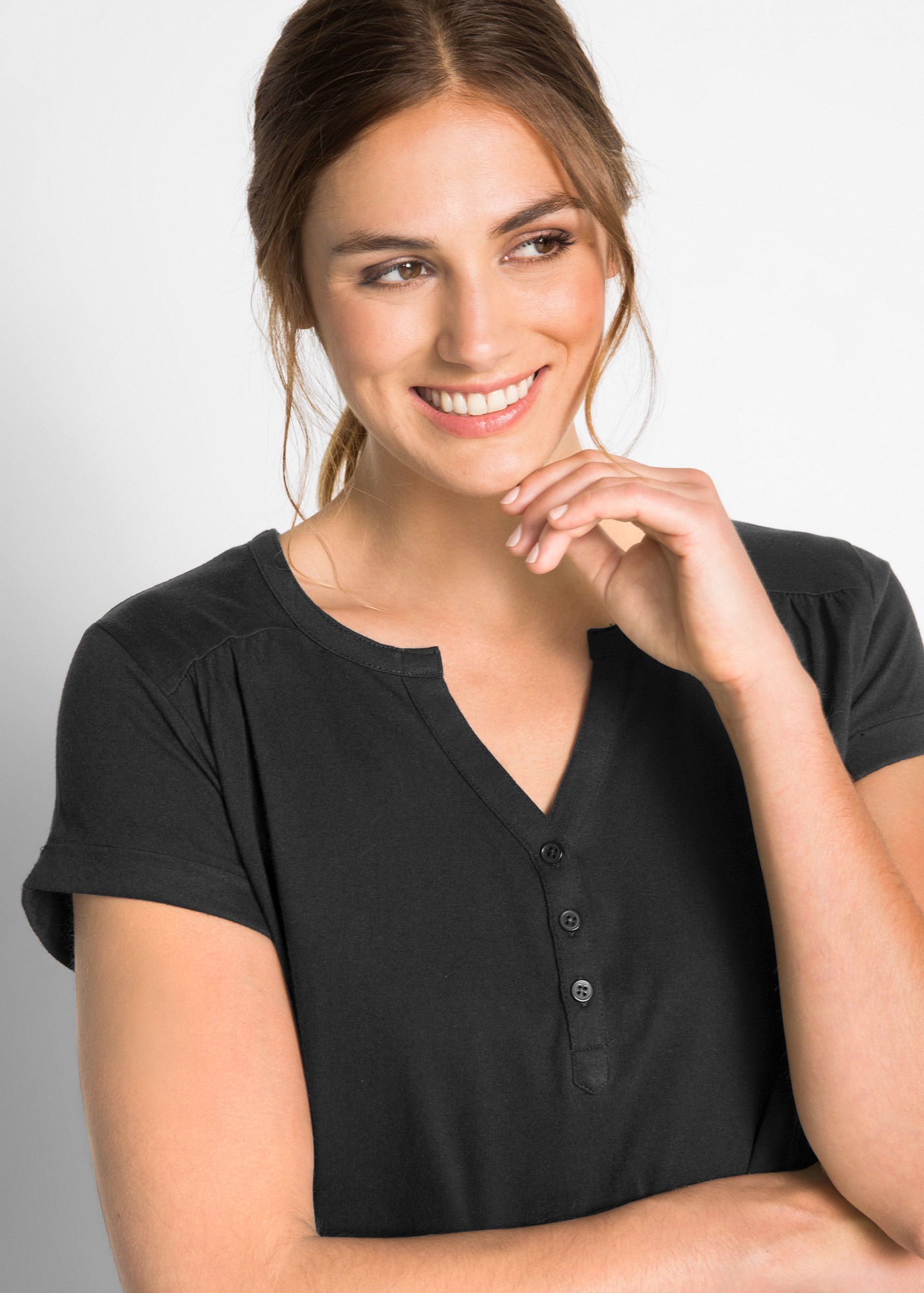 Thumbnail - bonprix T-Shirt "Baumwoll-Shirt, Kurzarm" lässige Passform, Kurzarm, V-Ausschnitt, aus Baumwolle