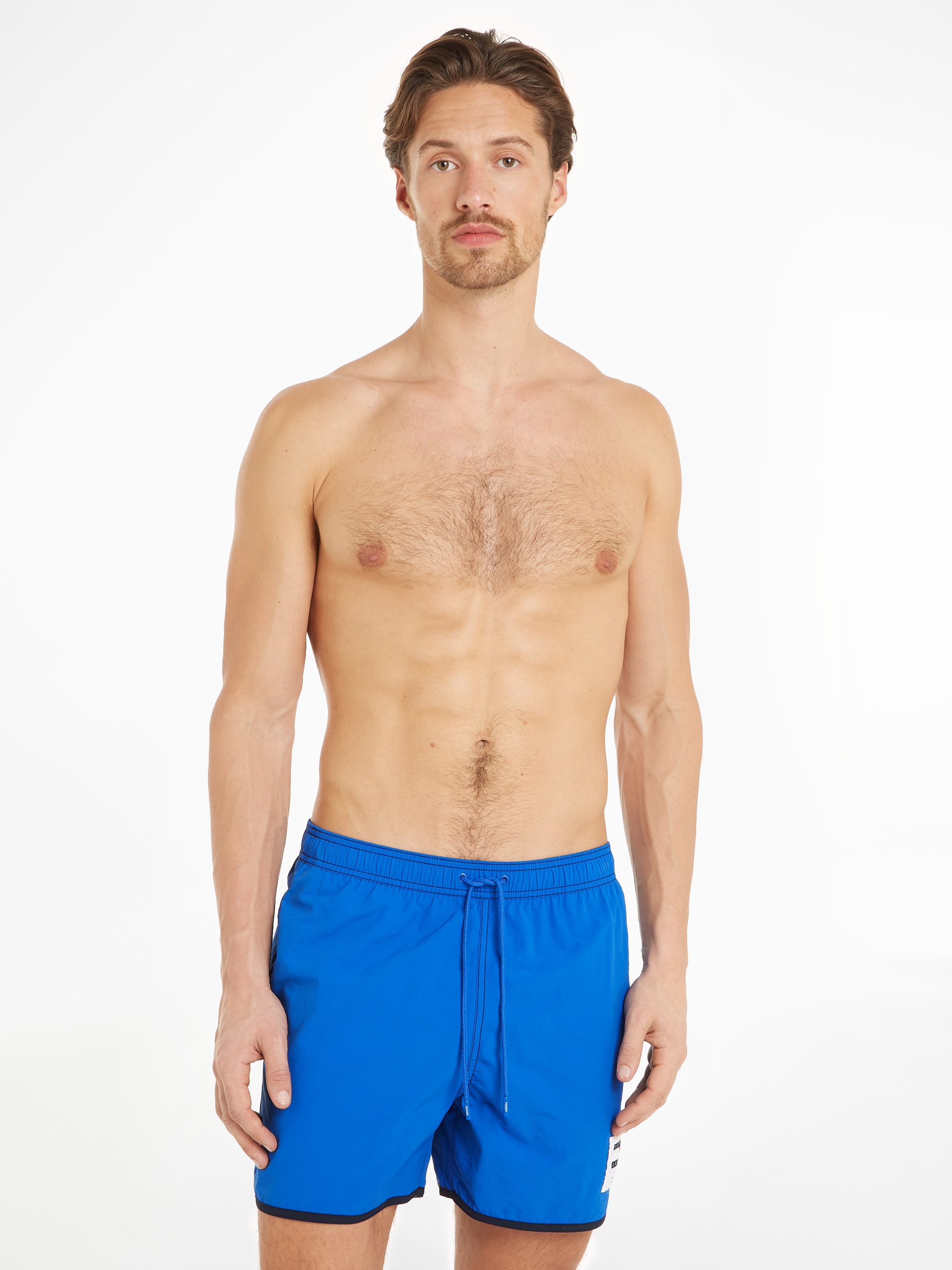 Tommy Hilfiger Swimwear Badeshorts "SF MEDIUM DRAWSTRING", mit kontrastfarbenen Details